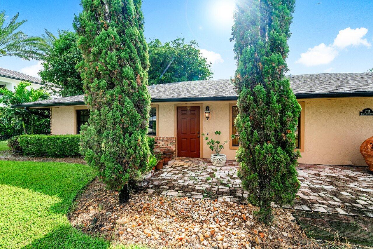3714 S Lake Drive