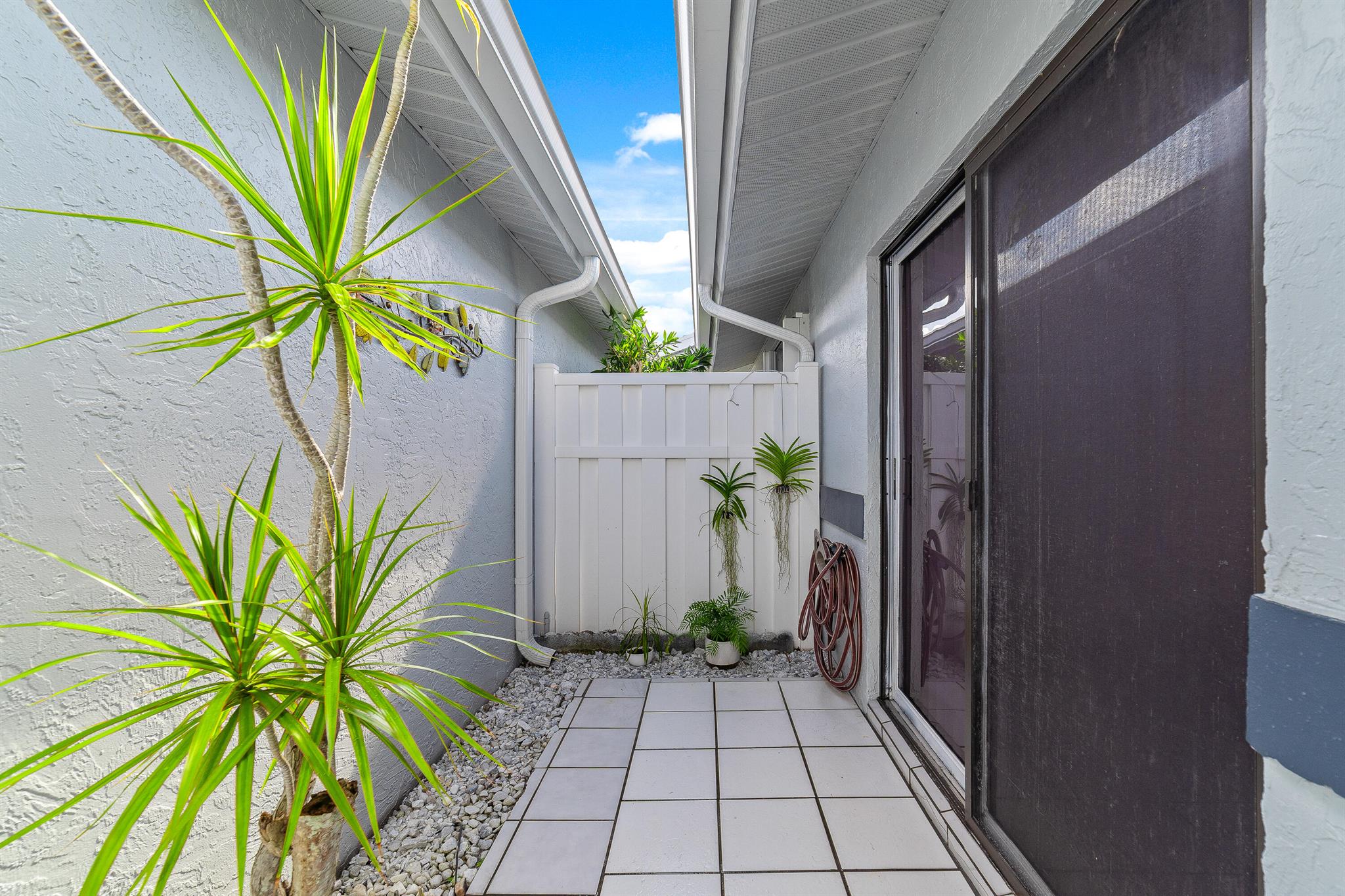 2641 Gately Drive W 2304