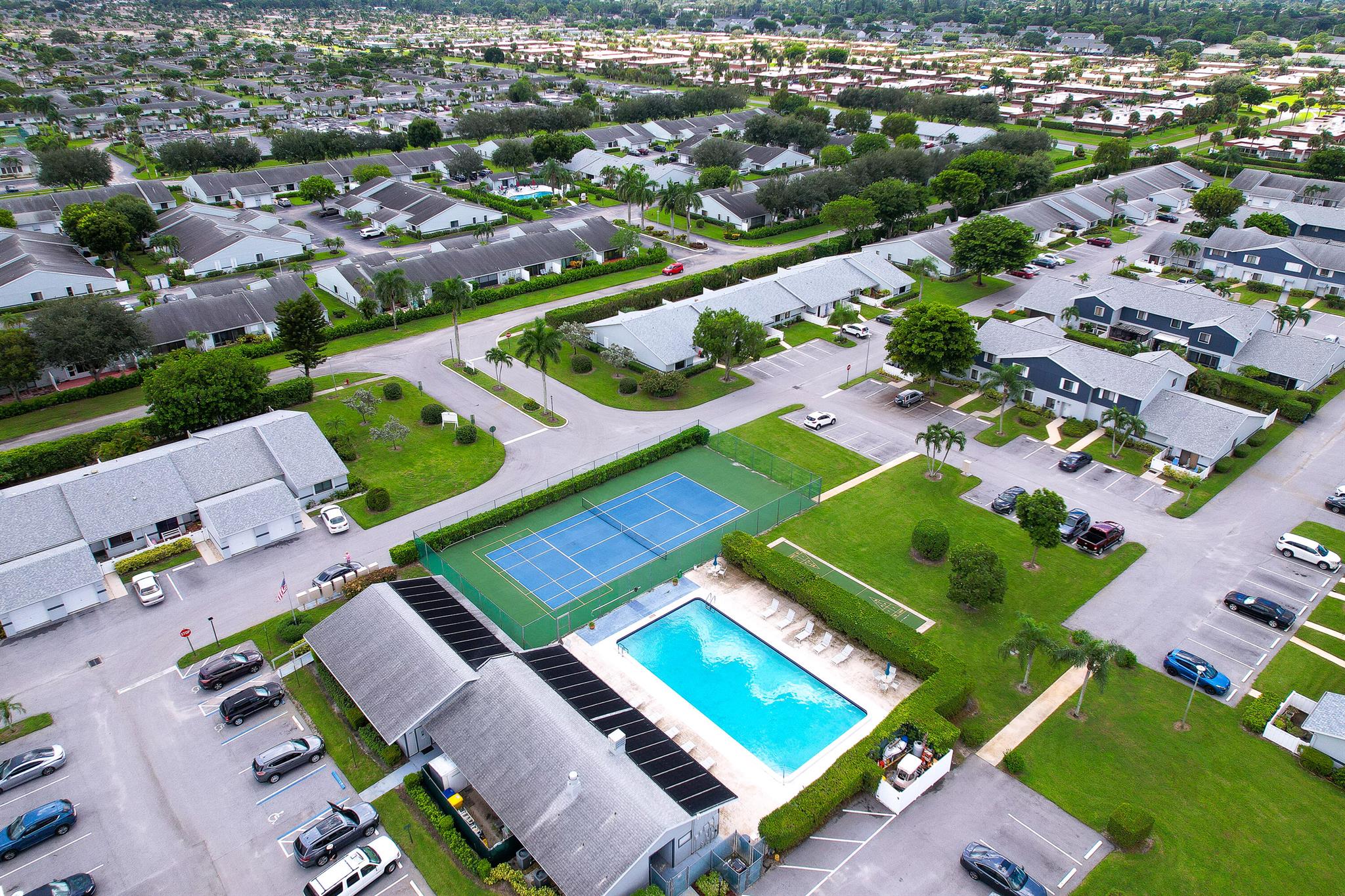 2641 Gately Drive W 2304