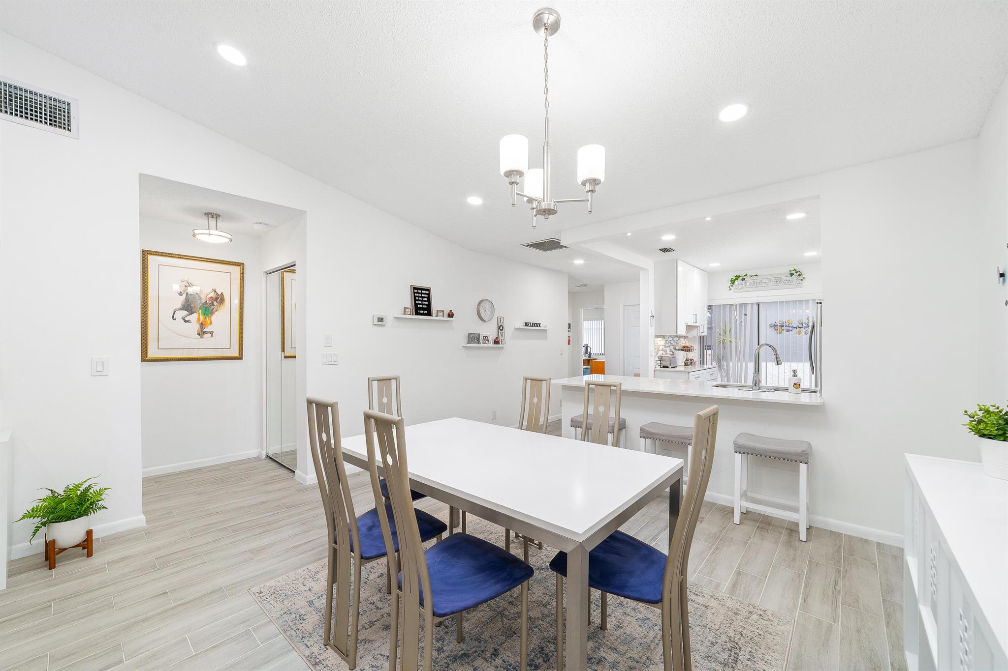 2641 Gately Drive W 2304