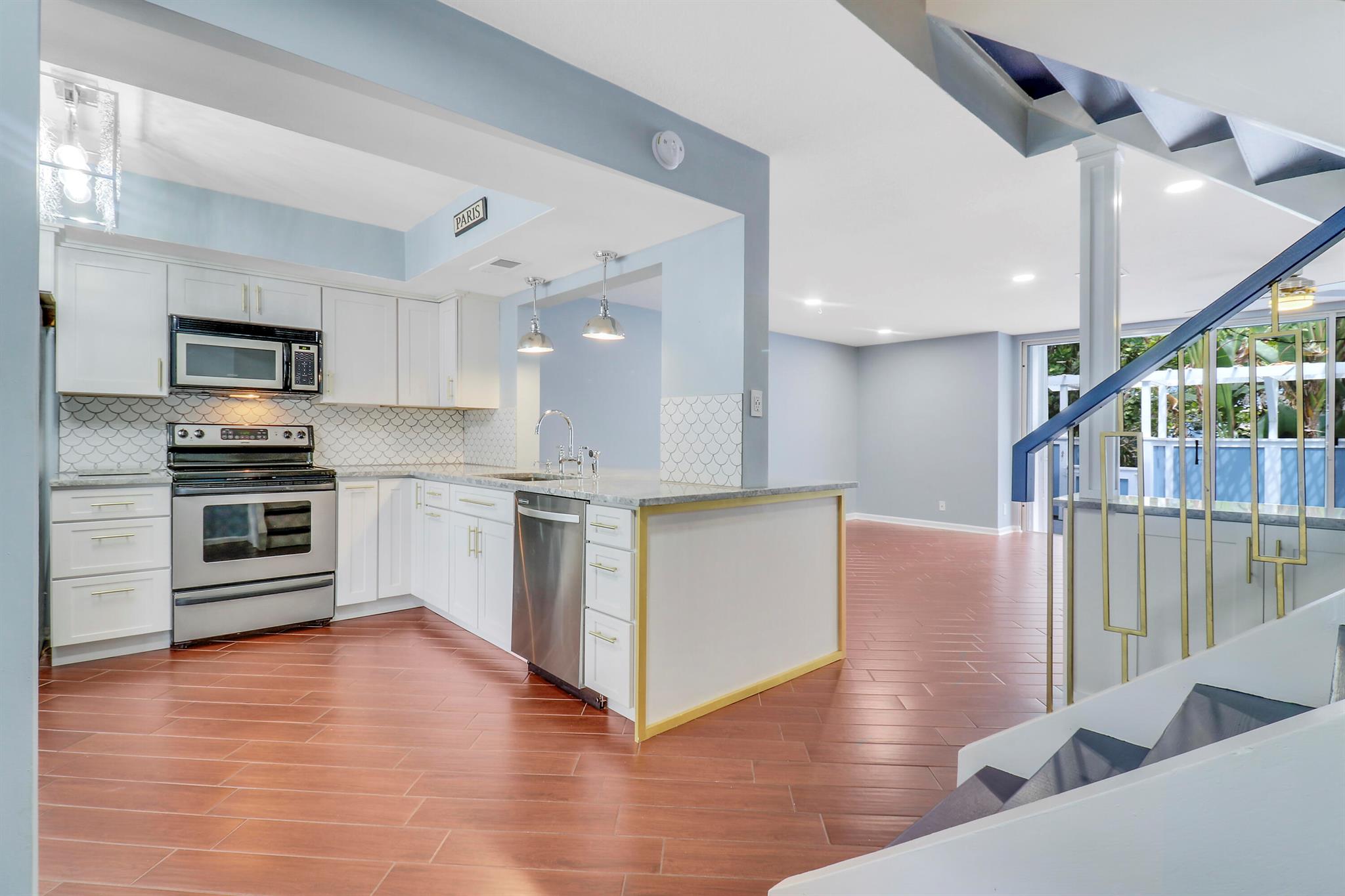 611 Ocean Dunes Circle