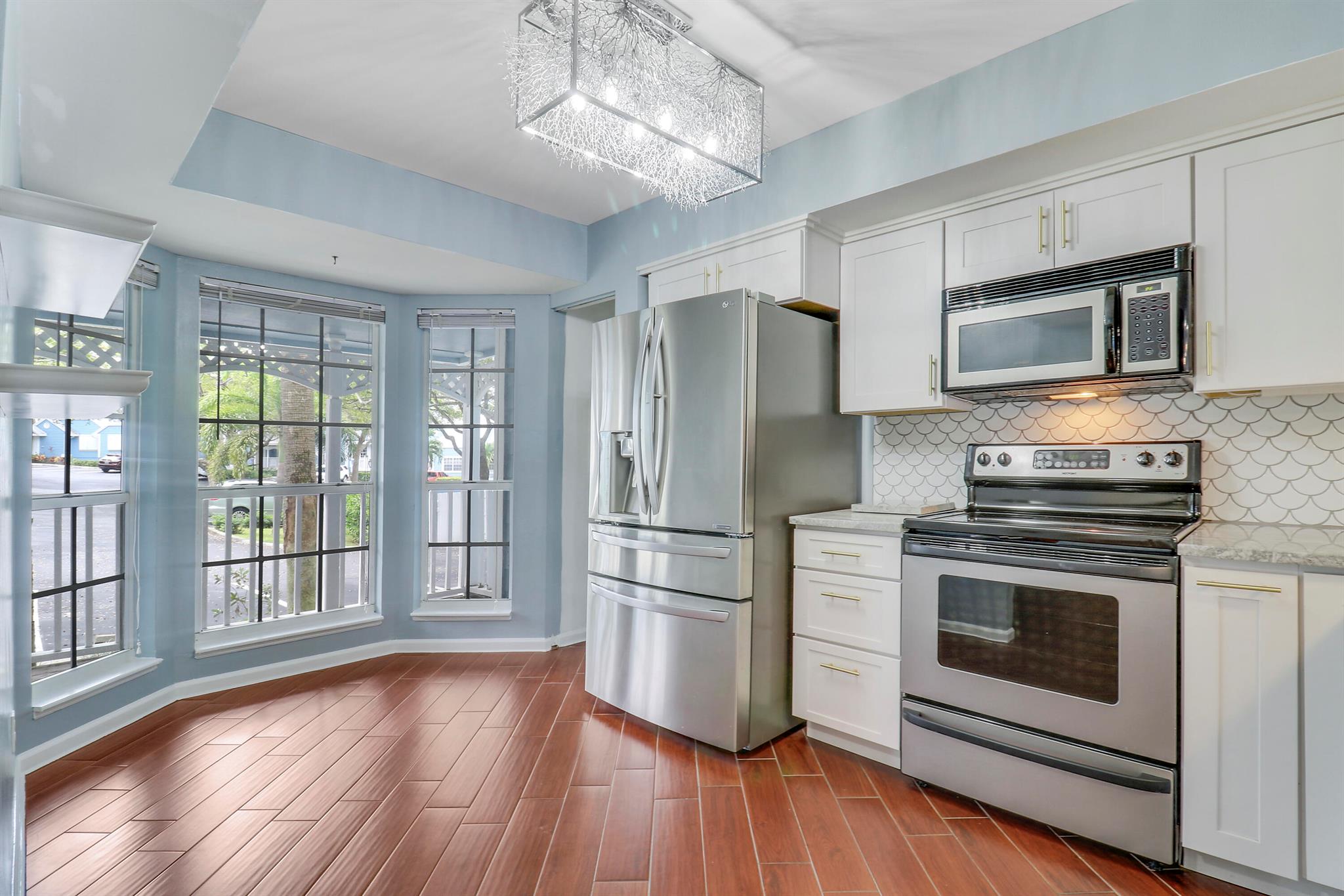 611 Ocean Dunes Circle