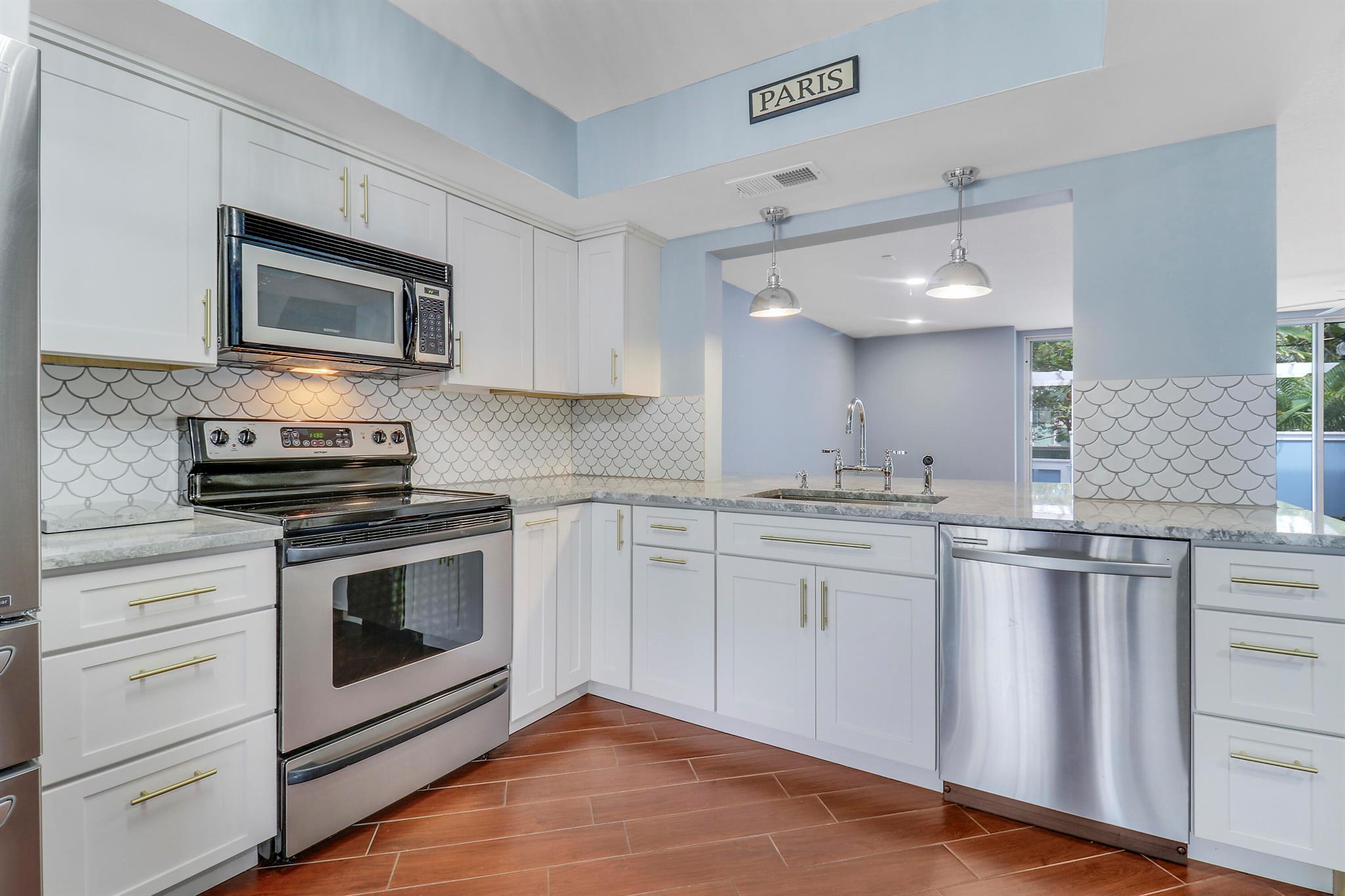 611 Ocean Dunes Circle