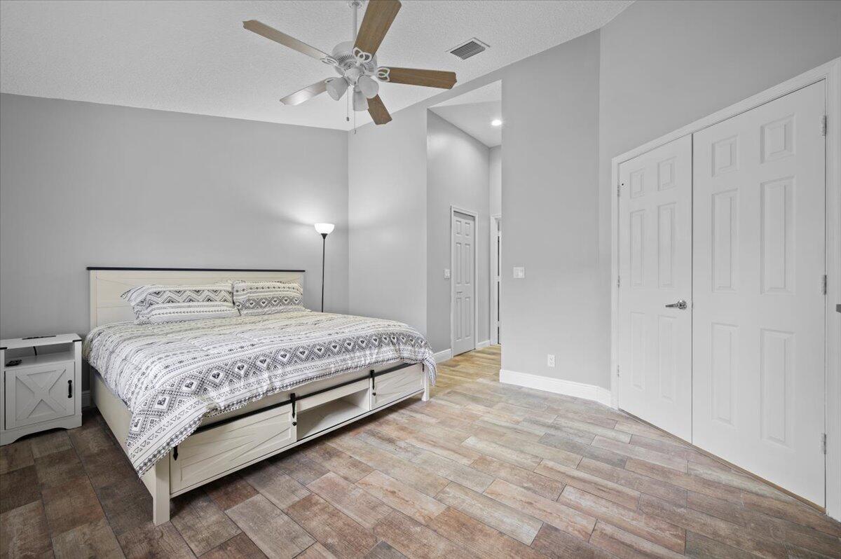 150 Sandy Lane
