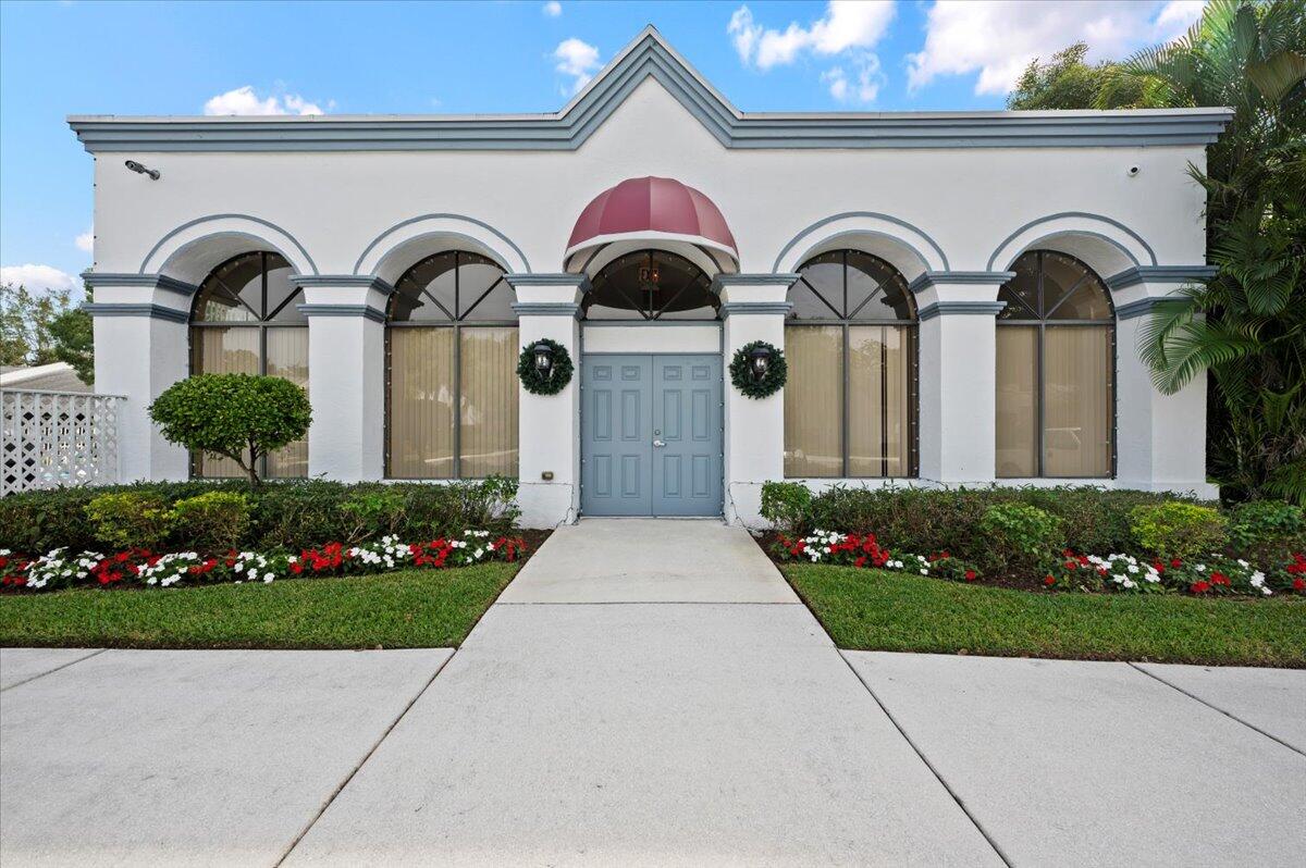 150 Sandy Lane