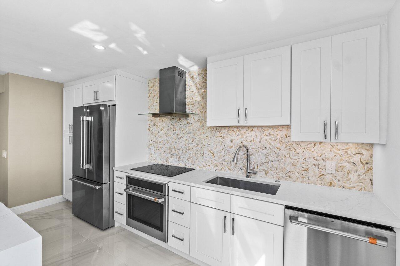 2000 S Ocean Boulevard 5-E