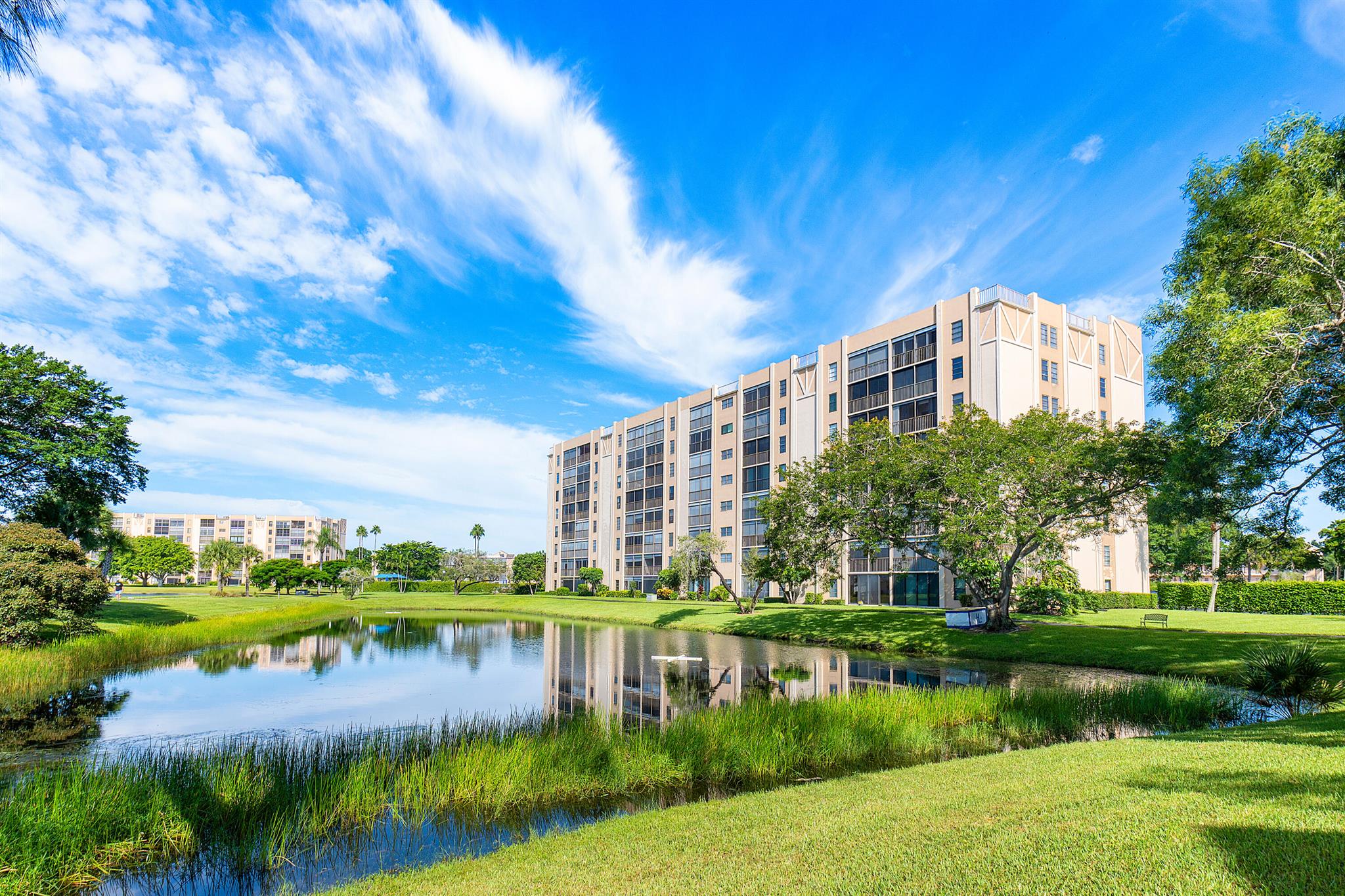 6866 Huntington Lane 307