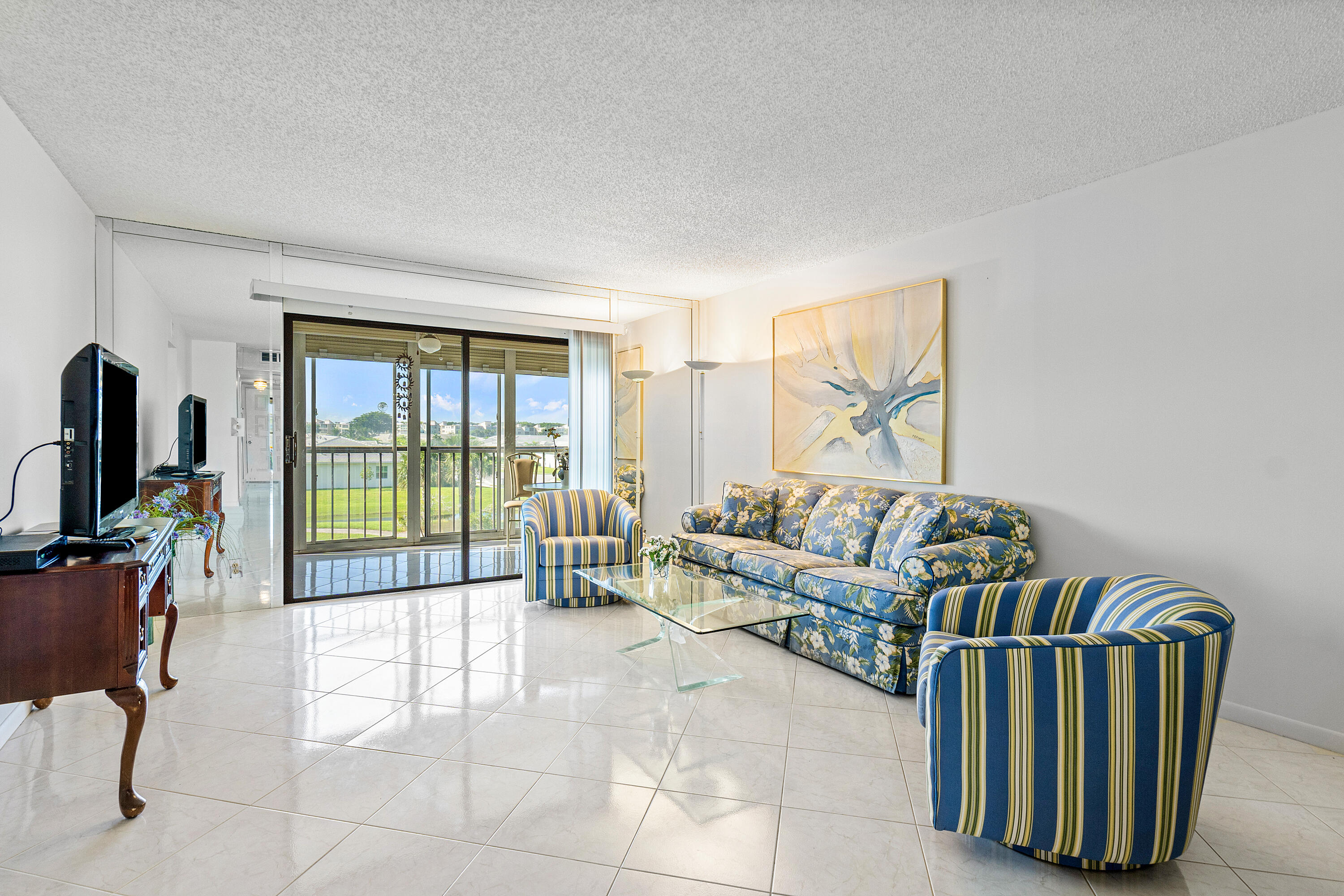 6866 Huntington Lane 307