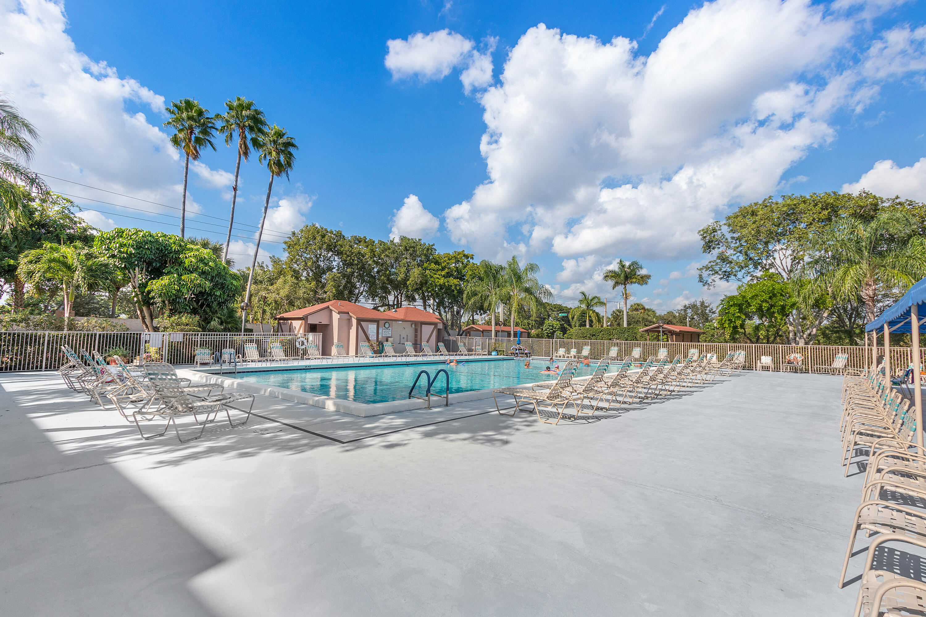 6866 Huntington Lane 307