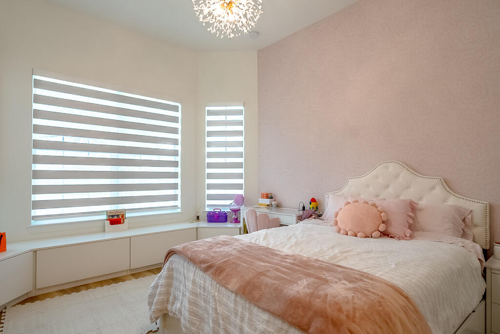 5330 Yellow Water Lily Court