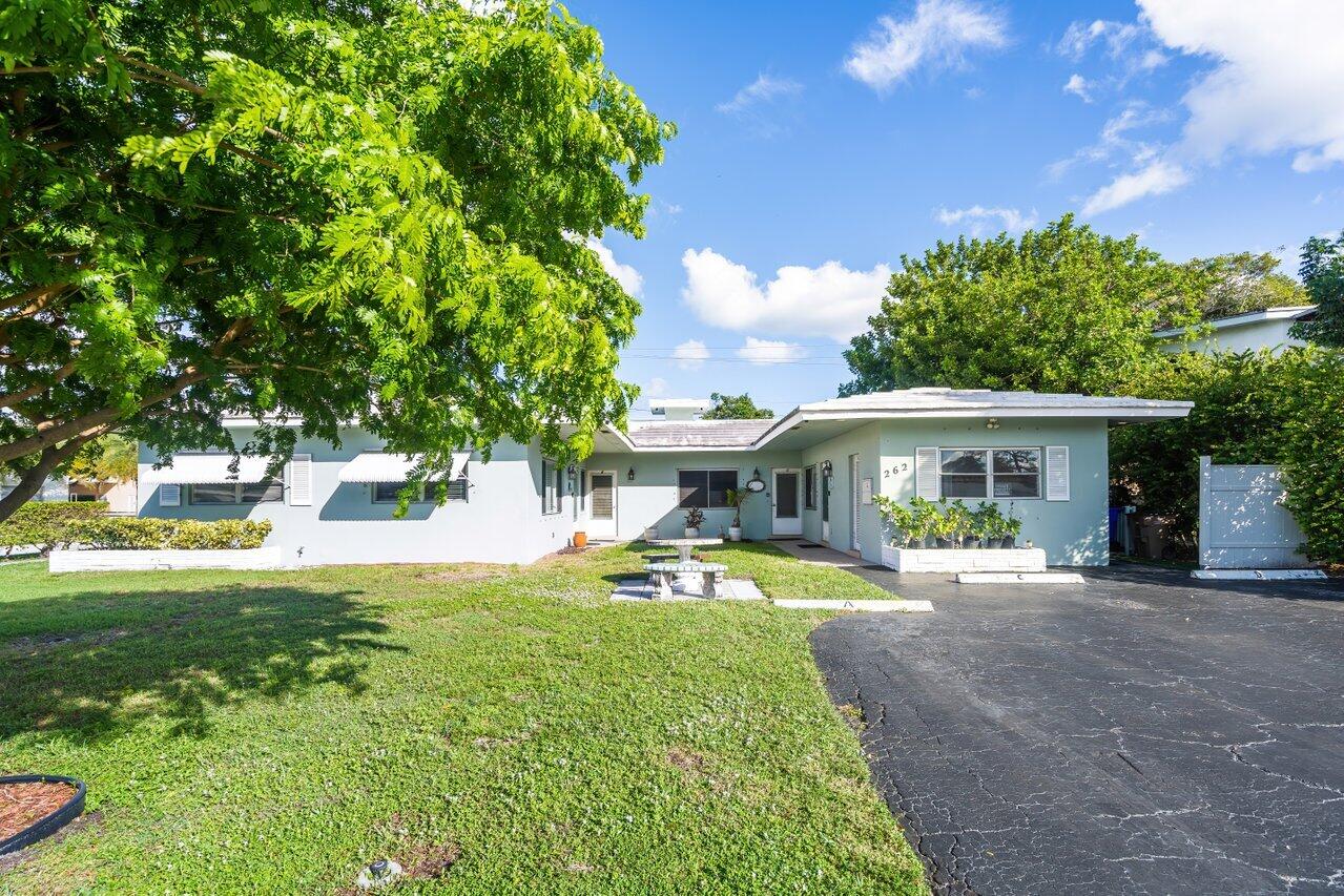 262 SE 9th Avenue B