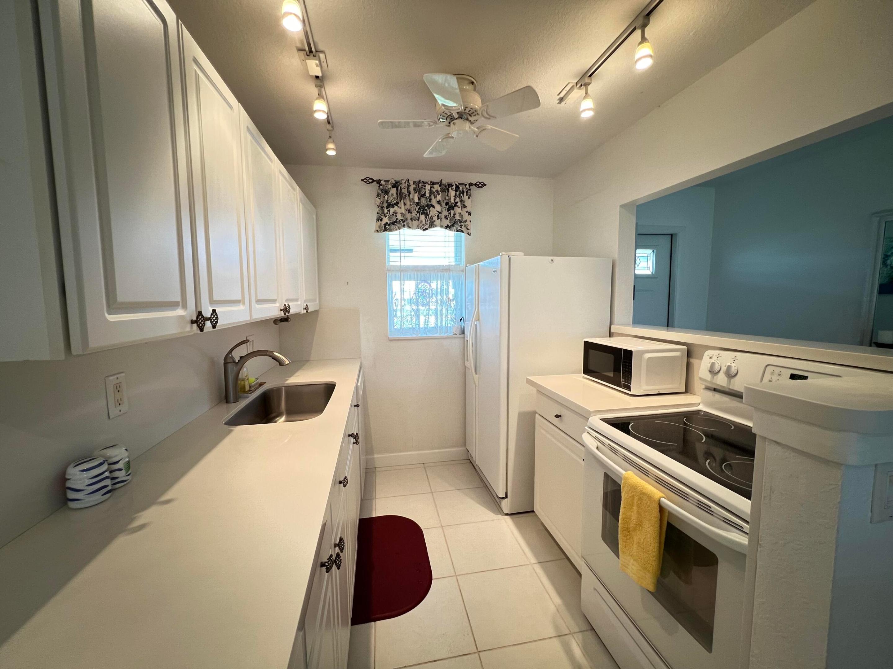1802 Ocean Drive Drive 107