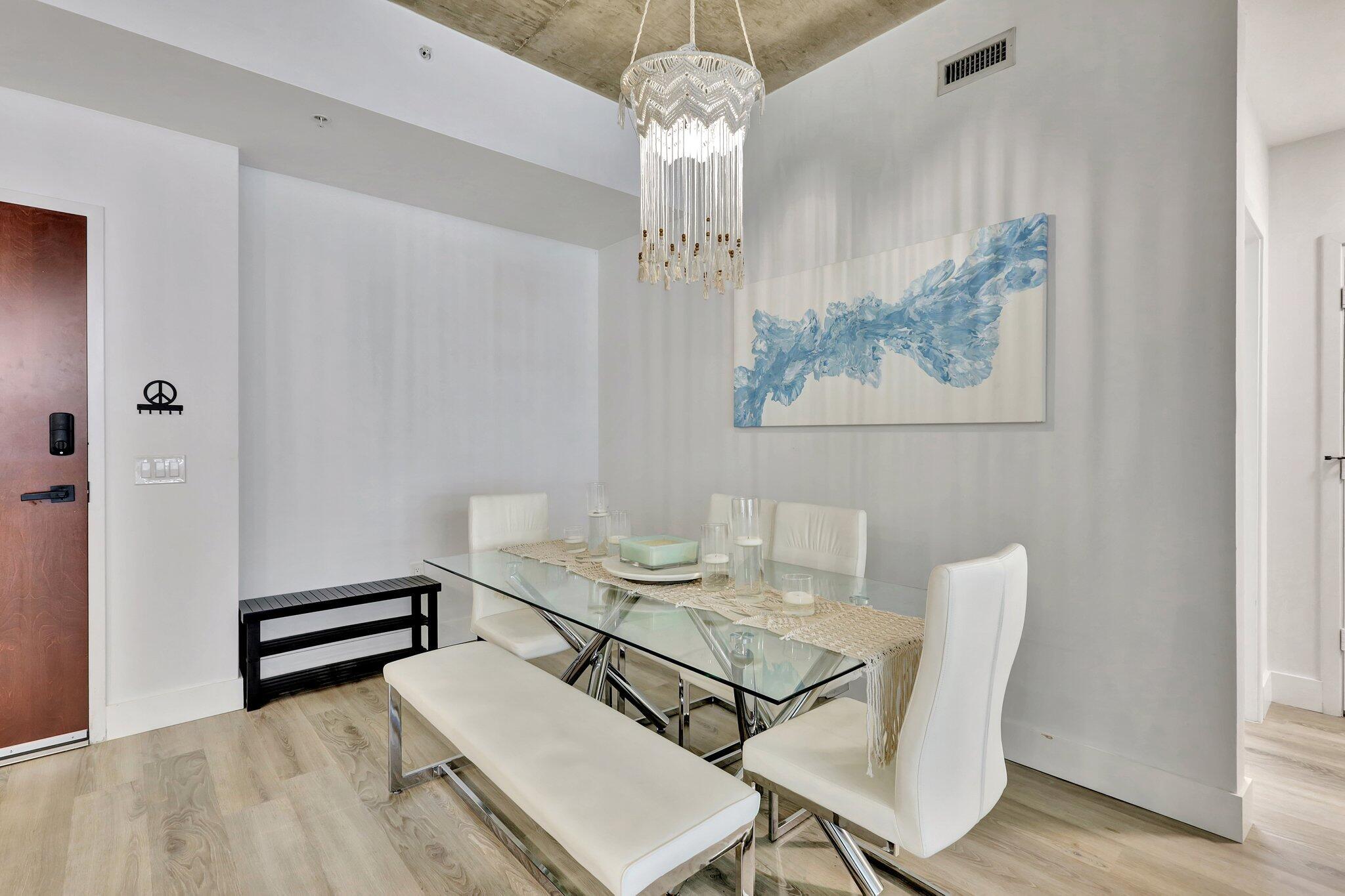 300 S Australian Avenue 719