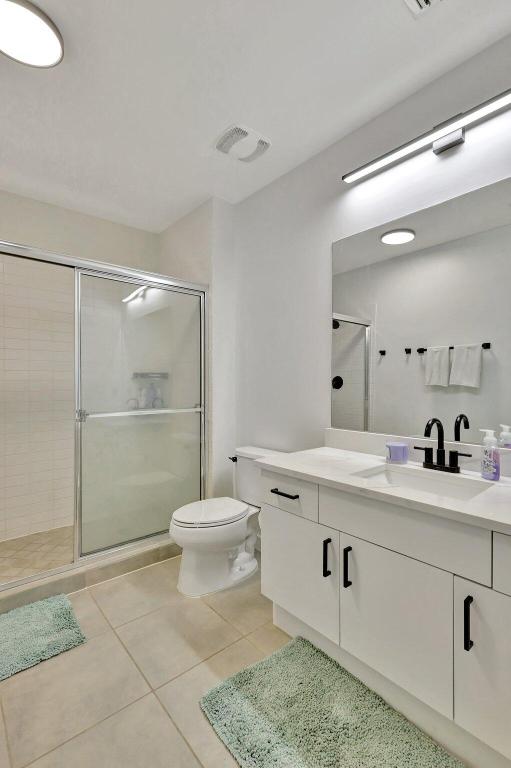 300 S Australian Avenue 719