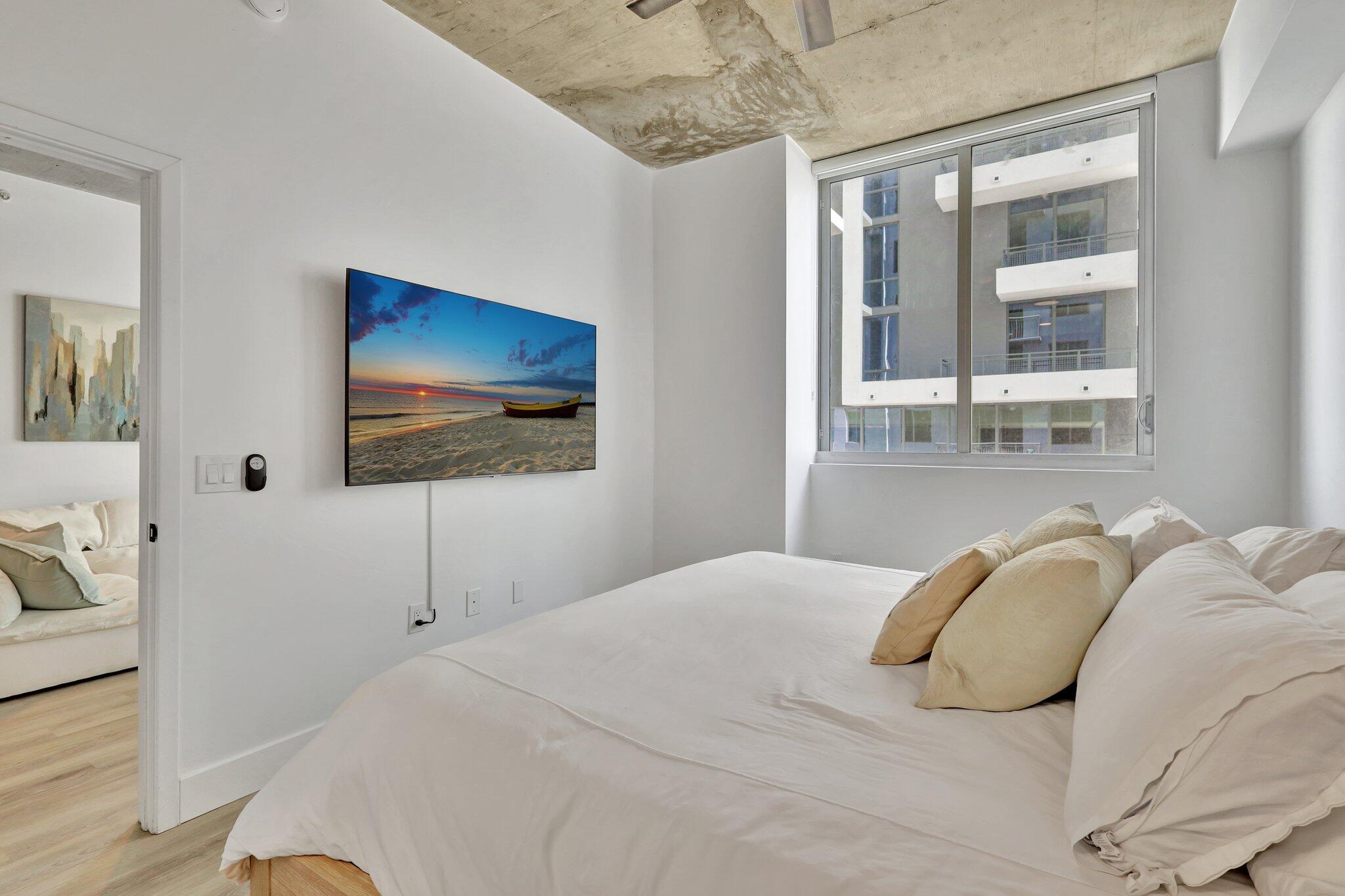 300 S Australian Avenue 719