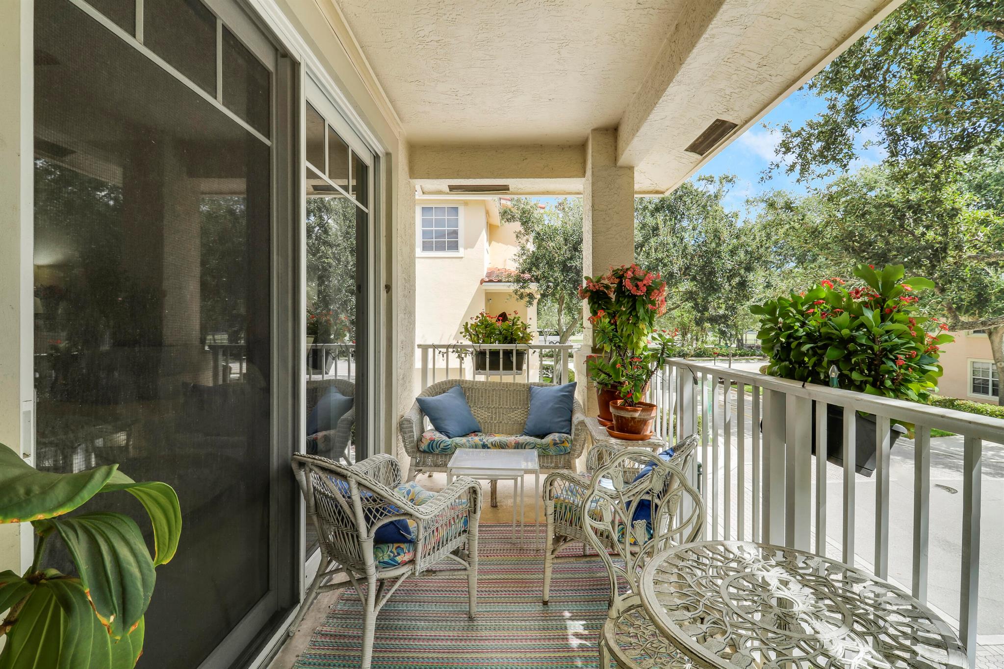 4736 Chancellor Drive 23