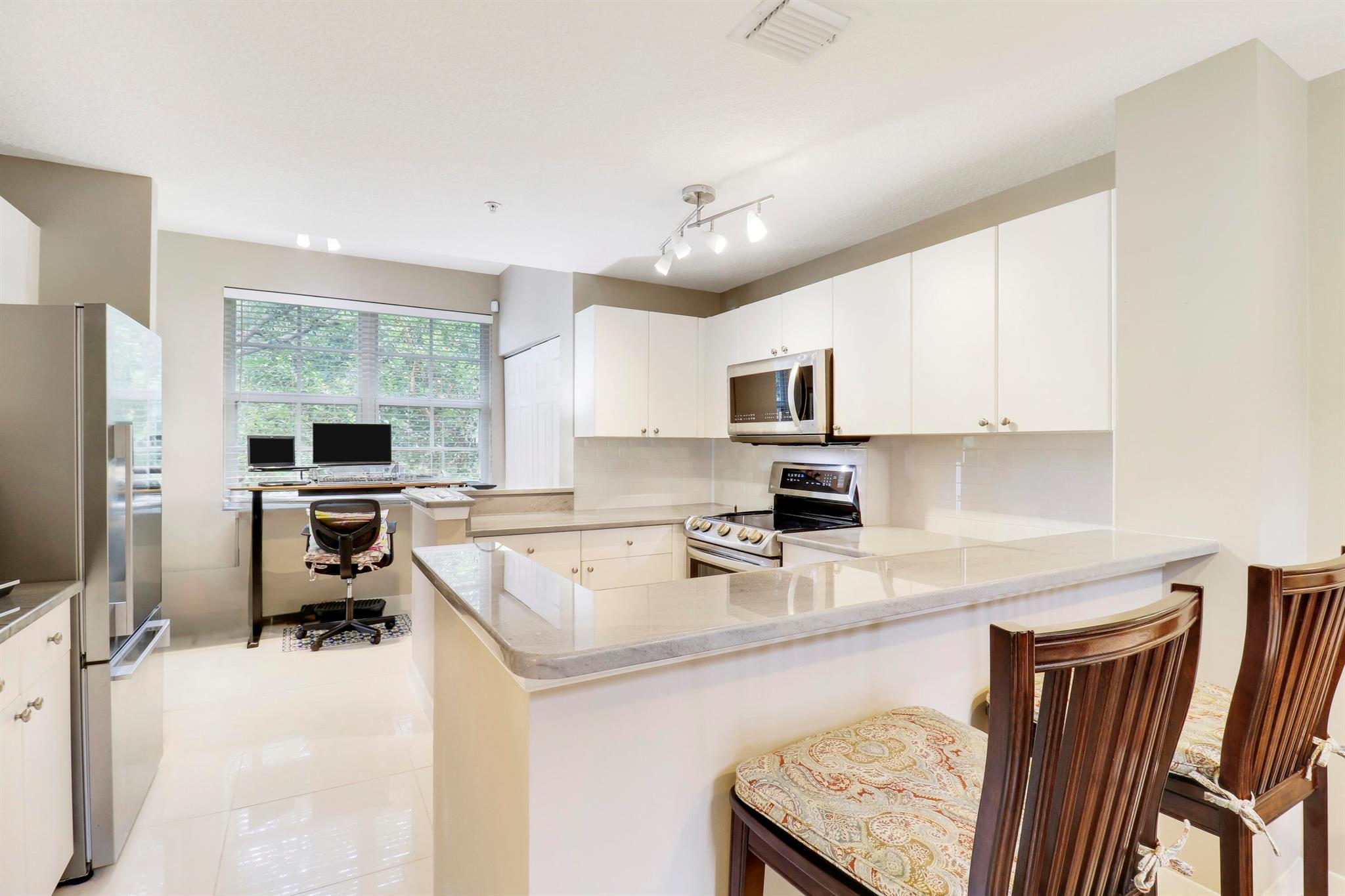 4736 Chancellor Drive 23