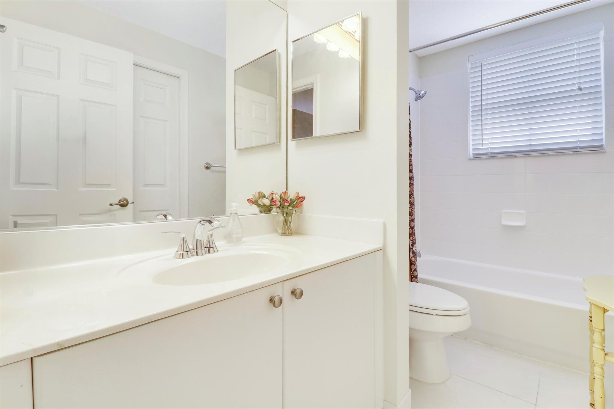 4736 Chancellor Drive 23