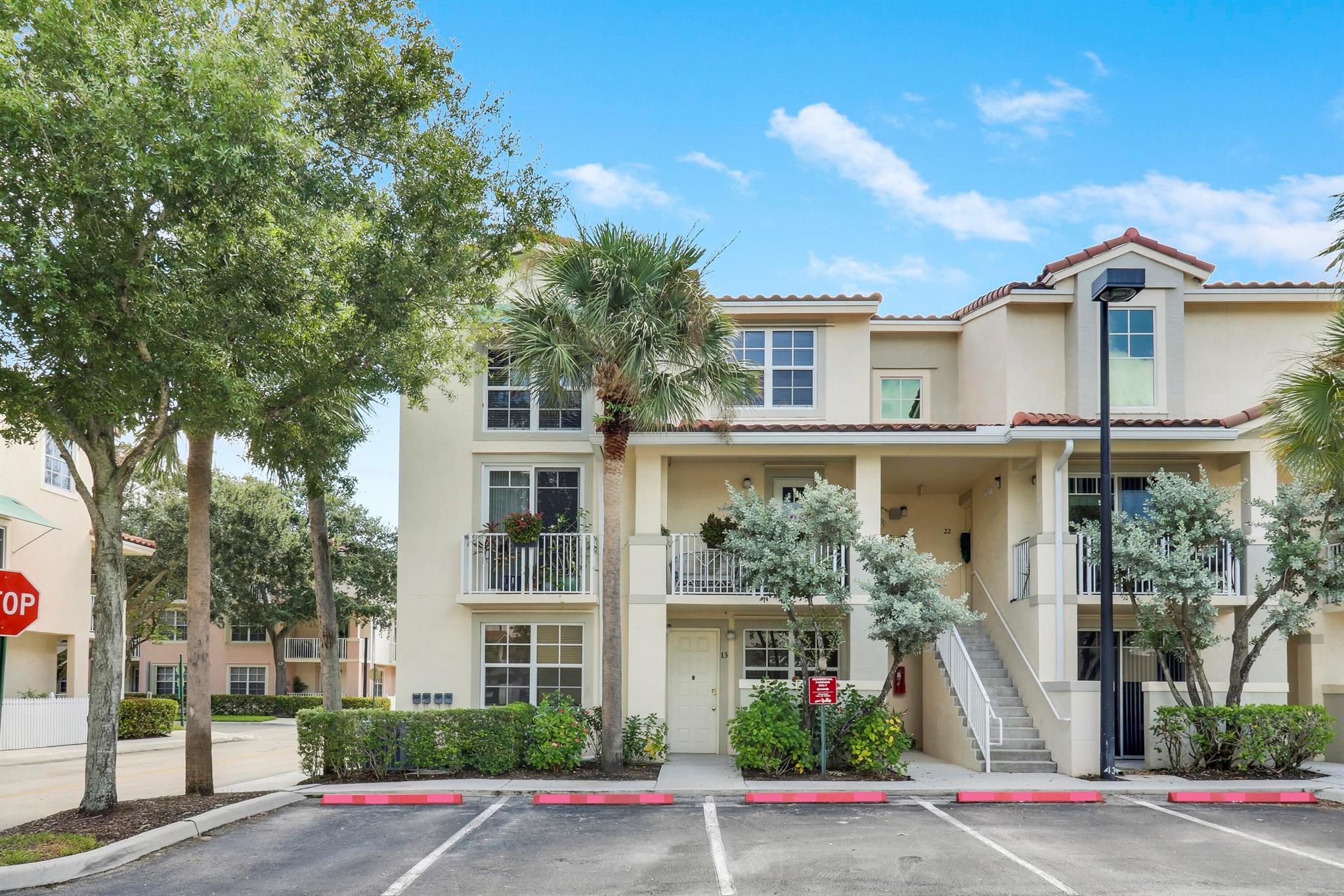 4736 Chancellor Drive 23