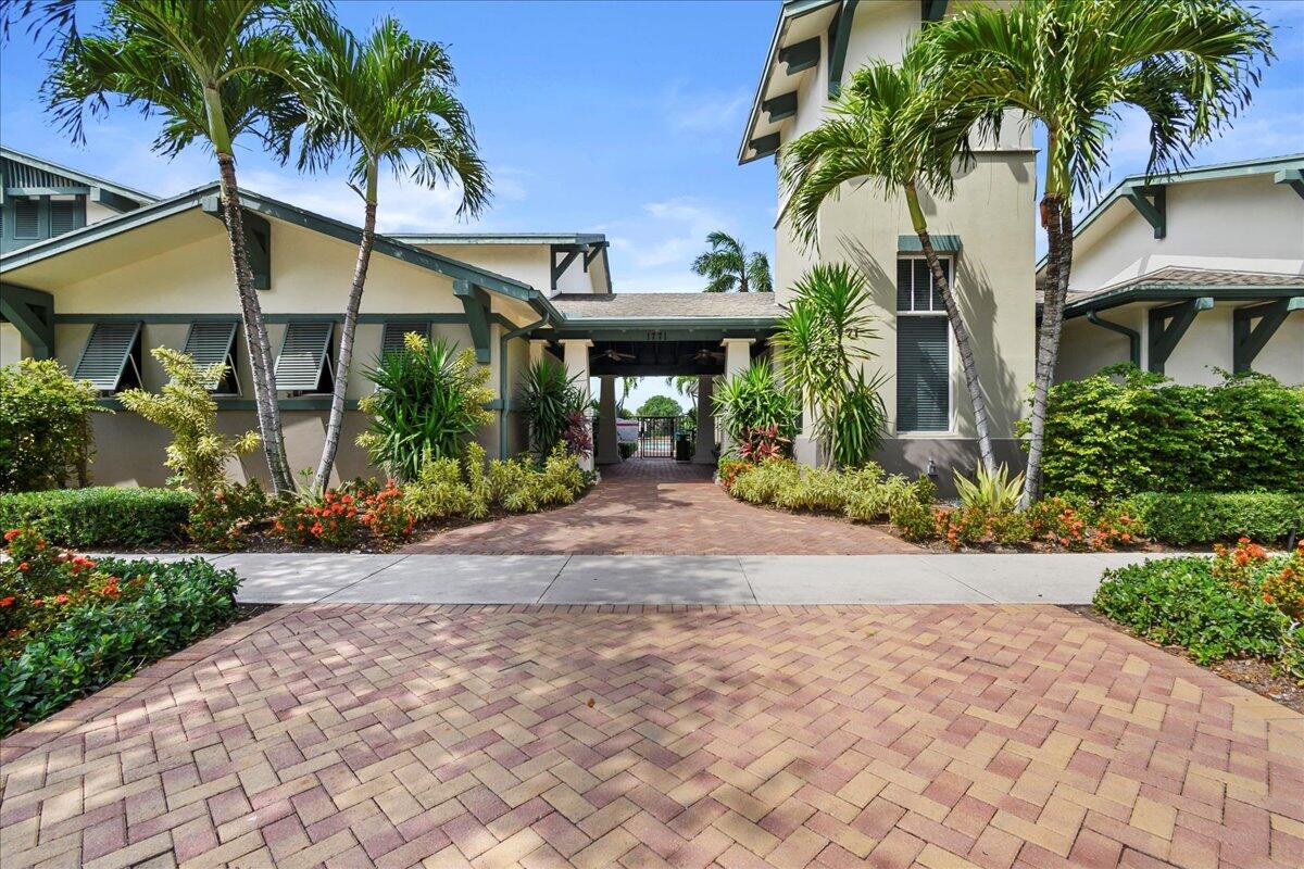 1730 Borrego Way 2