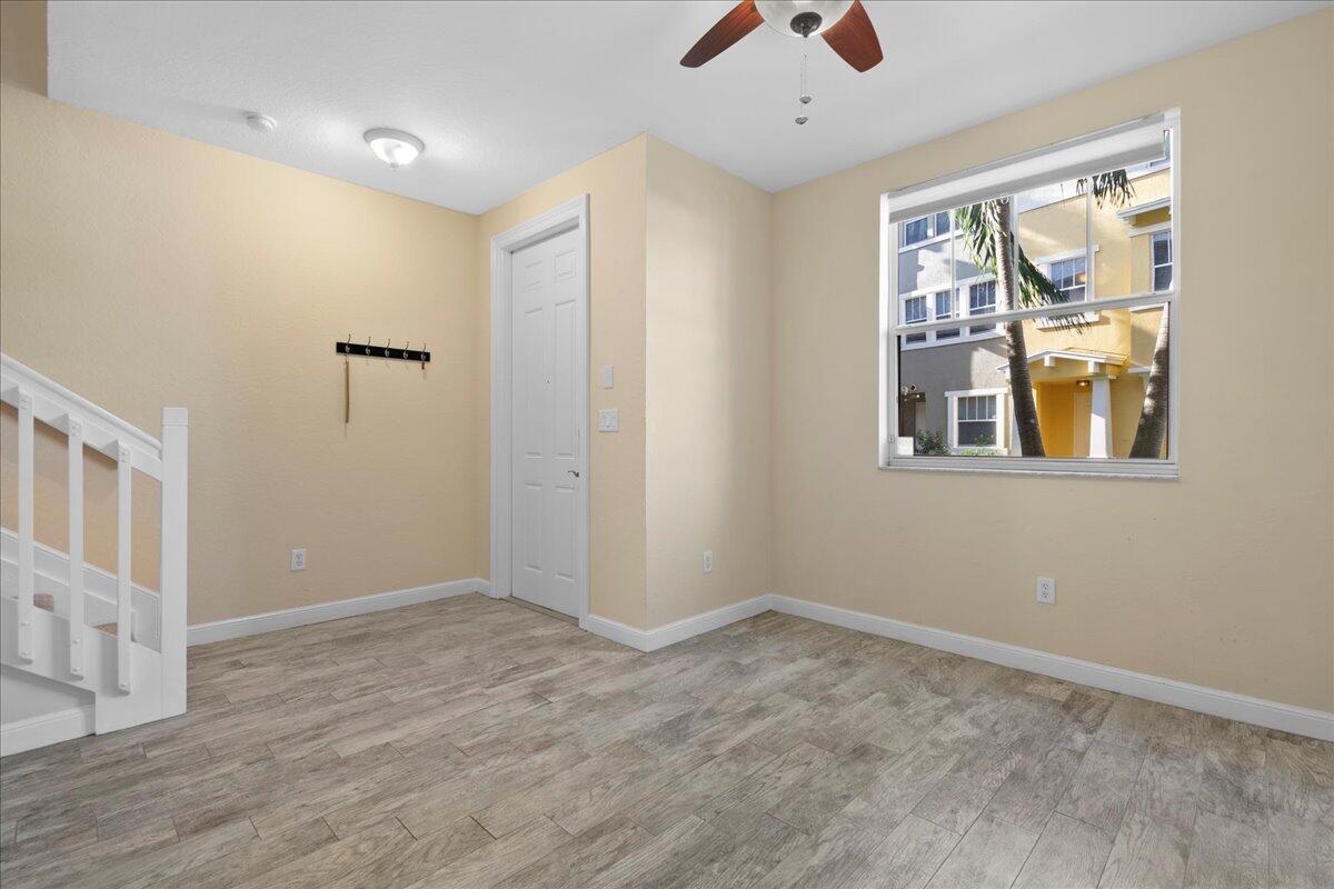 1730 Borrego Way 2