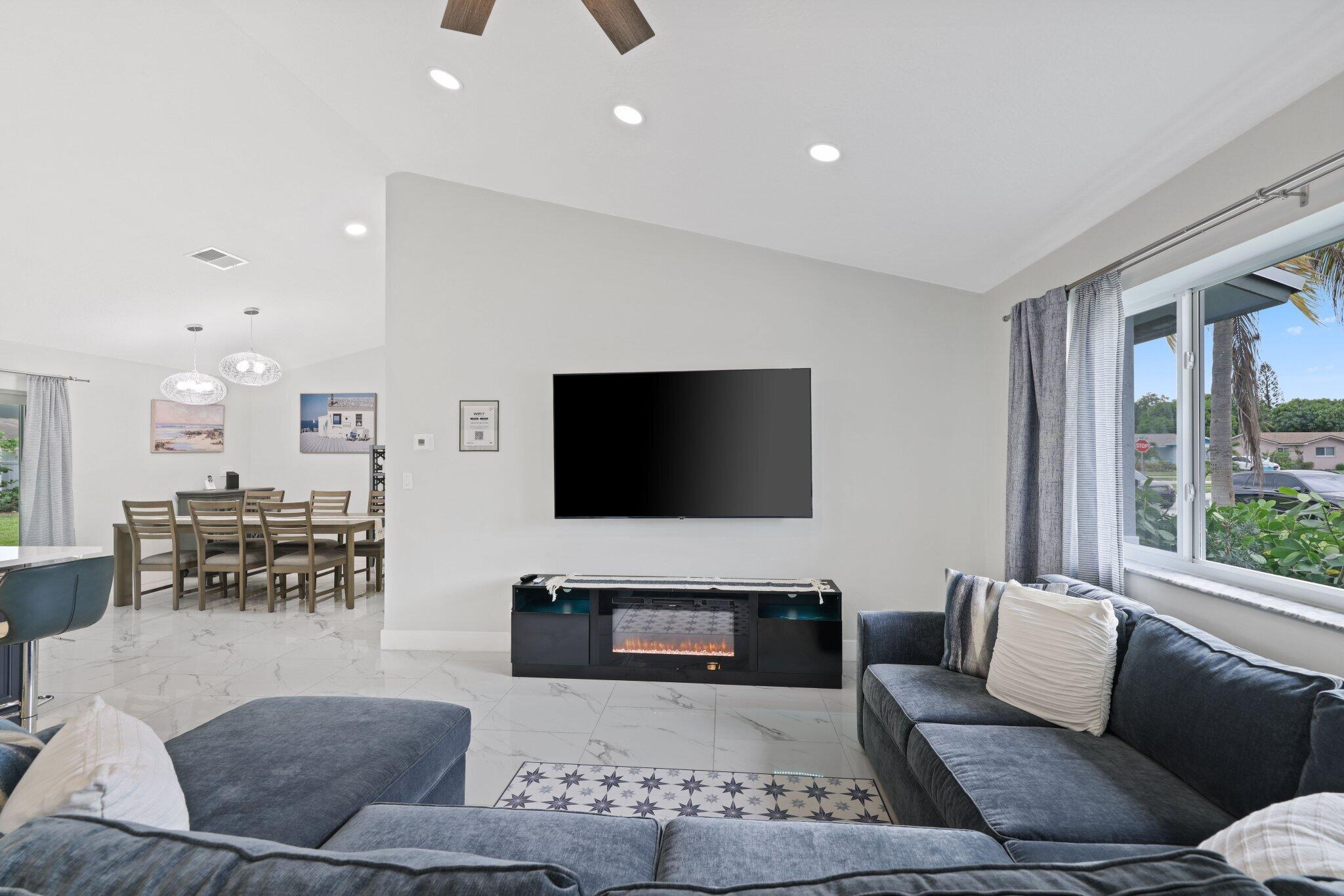 510 NE 38th Street