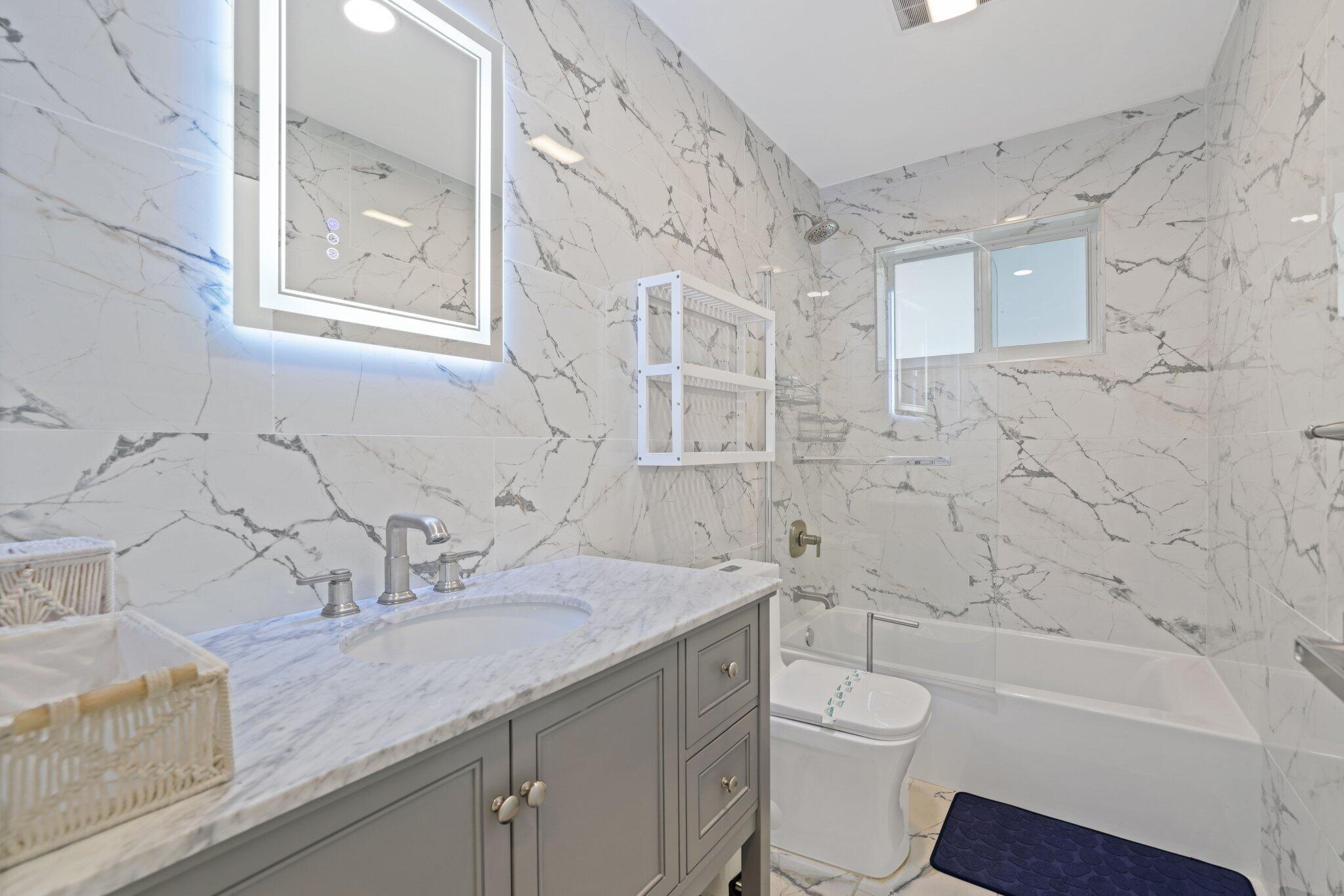 510 NE 38th Street