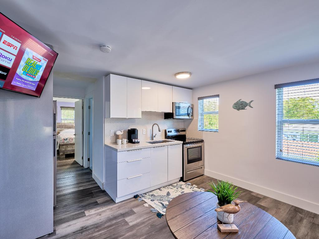 2020 Washington Street 5