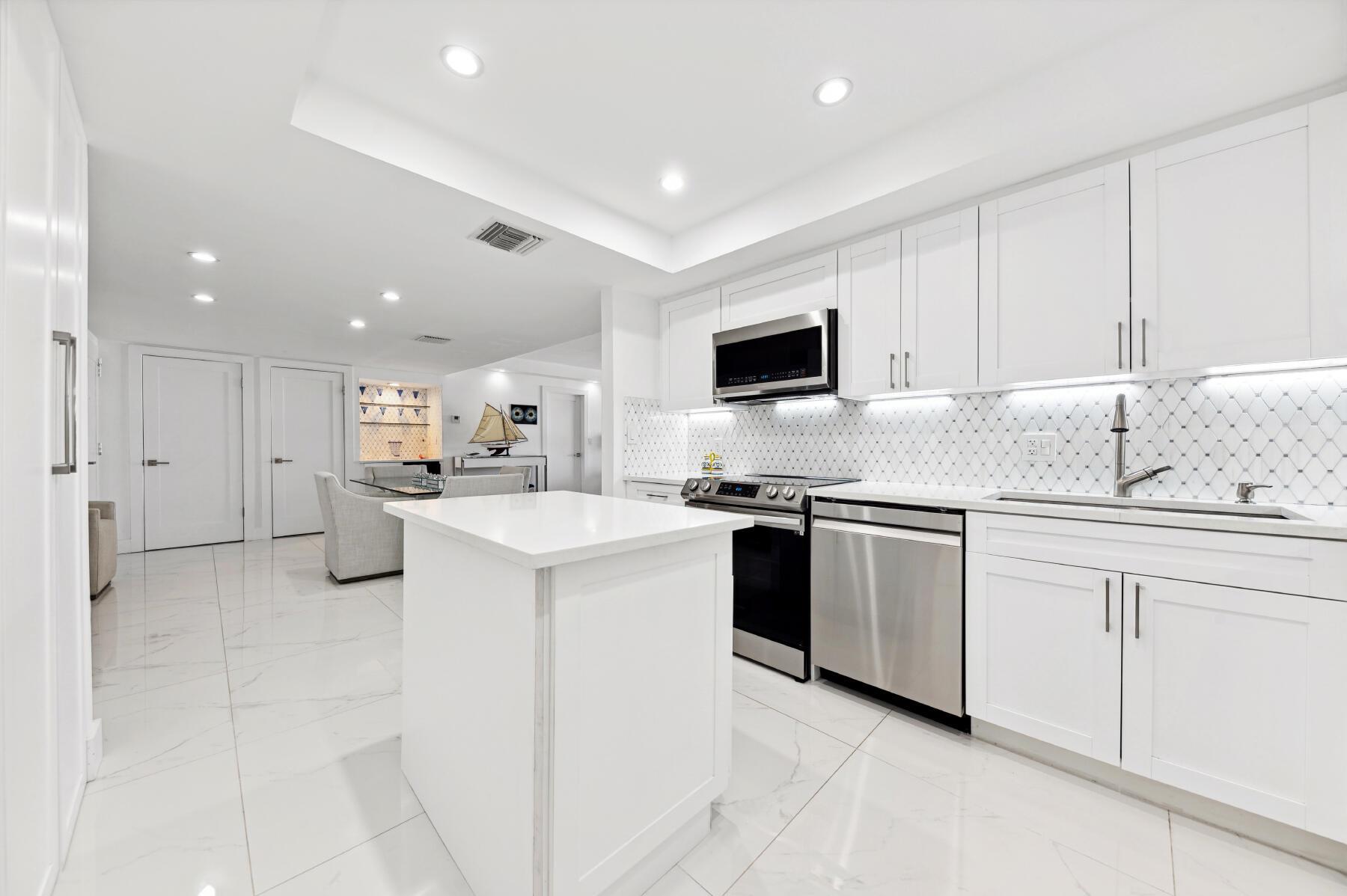 2600 S Ocean 503 S Boulevard 503s