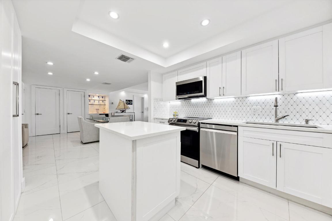 2600 S Ocean 503 S Boulevard 503s