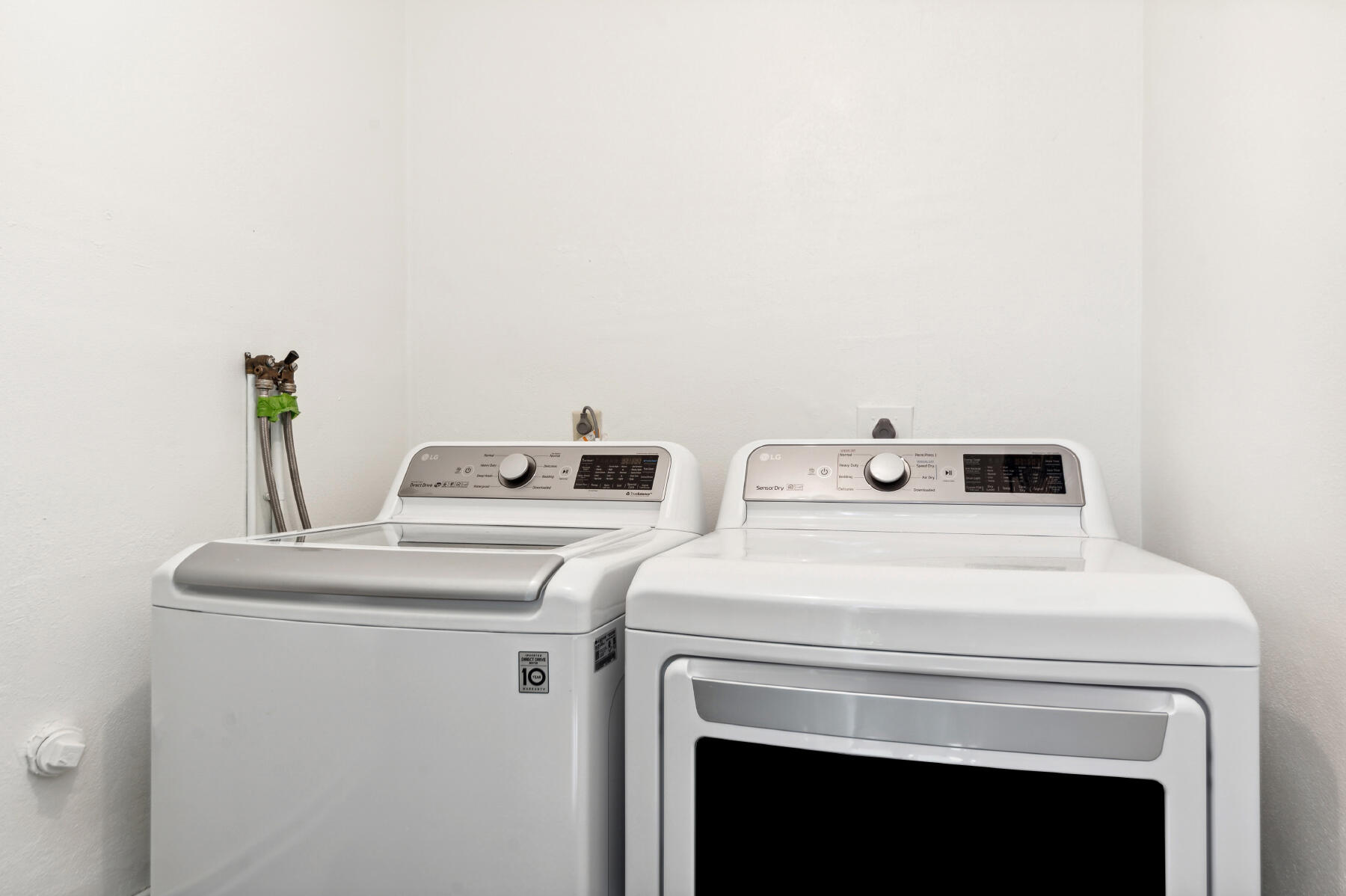 1015 Ingraham Avenue 8