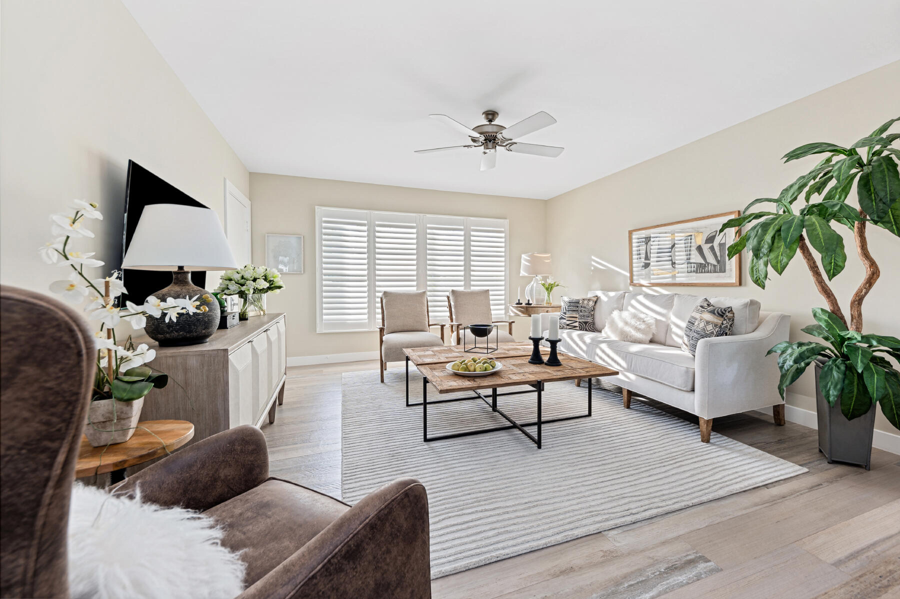 1015 Ingraham Avenue 8