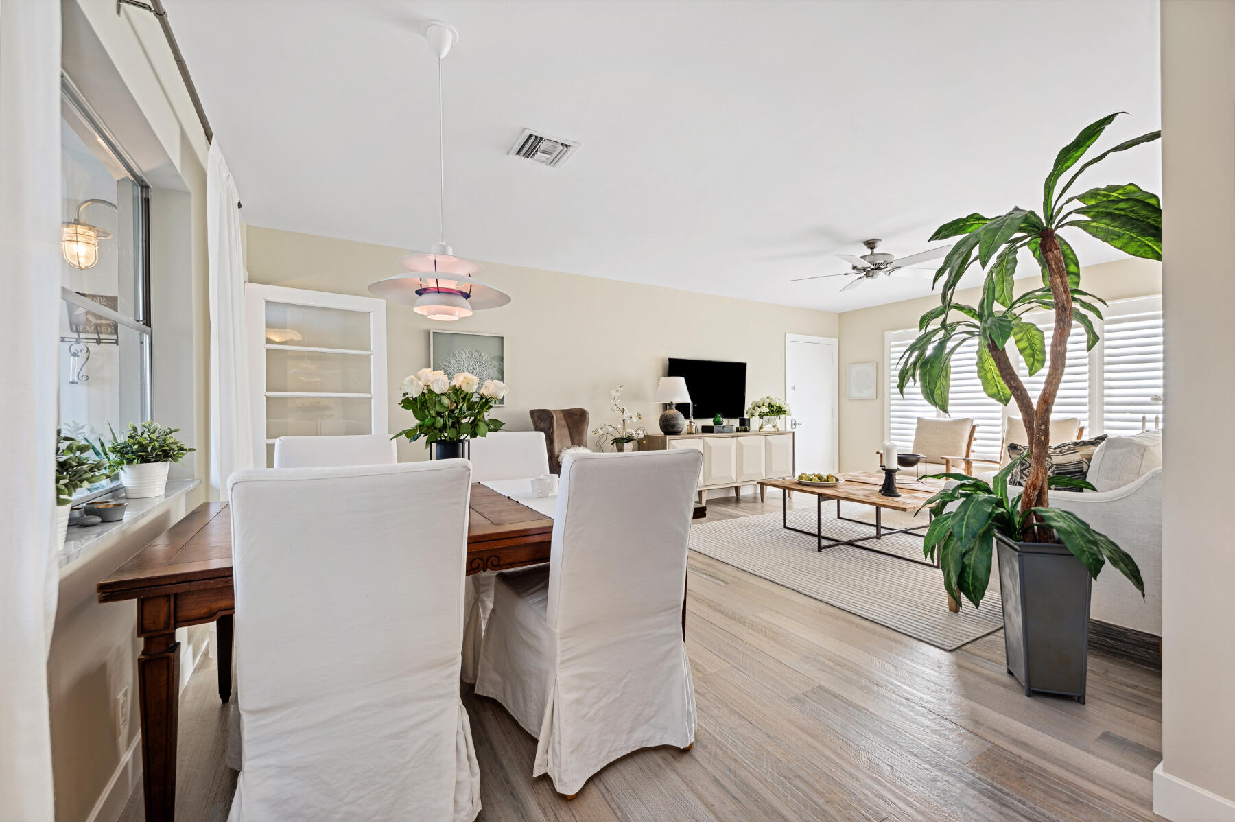 1015 Ingraham Avenue 8