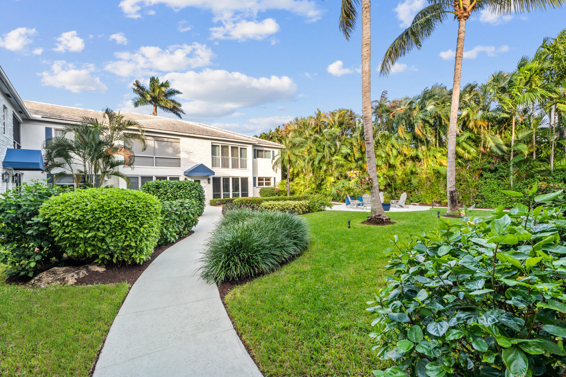 1015 Ingraham Avenue 8