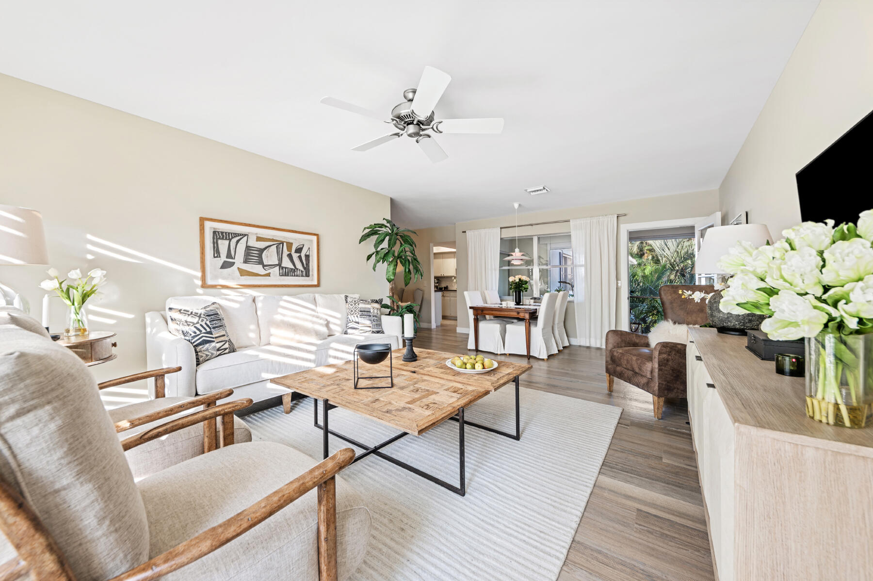 1015 Ingraham Avenue 8