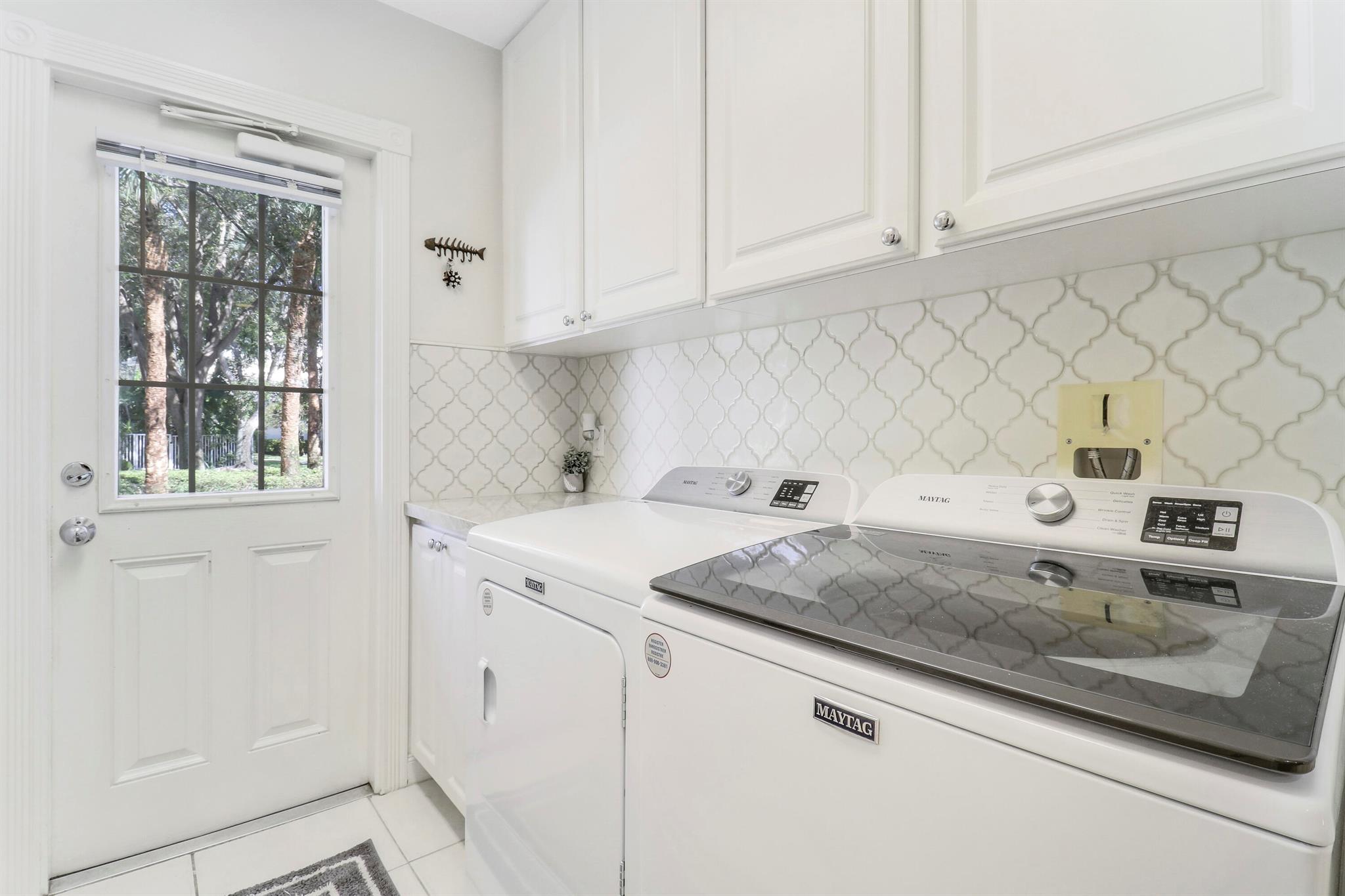 3111 E Community Drive Dr