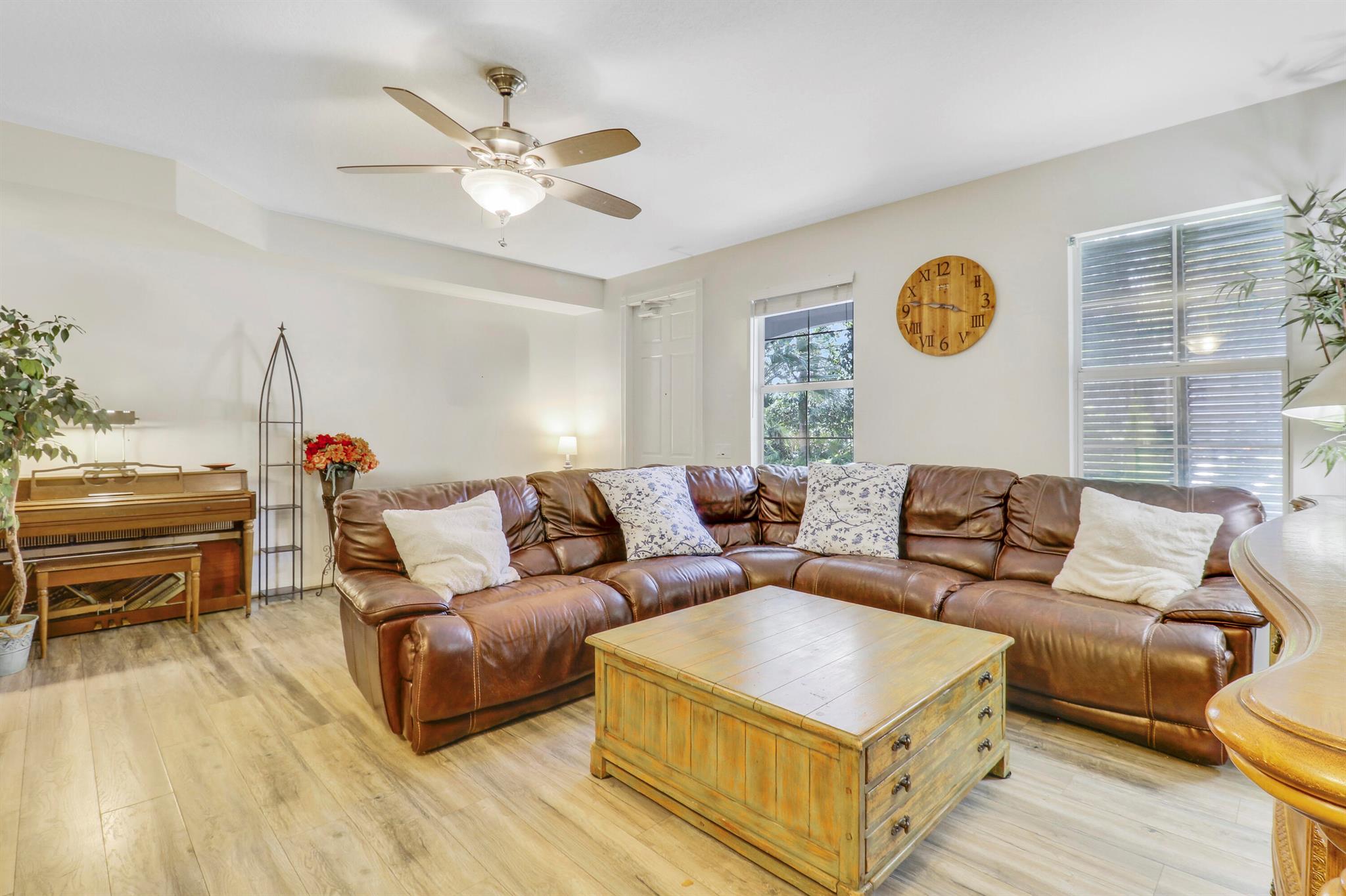 3111 E Community Drive Dr