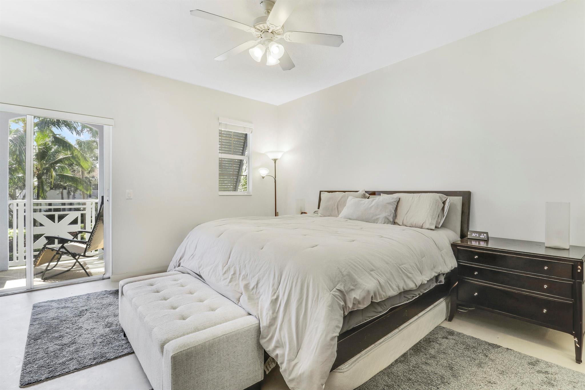 3111 E Community Drive Dr