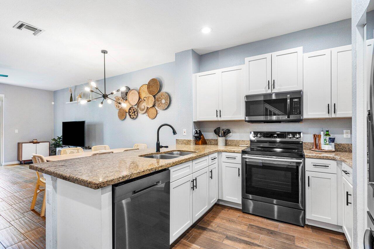 1184 Paisley Court