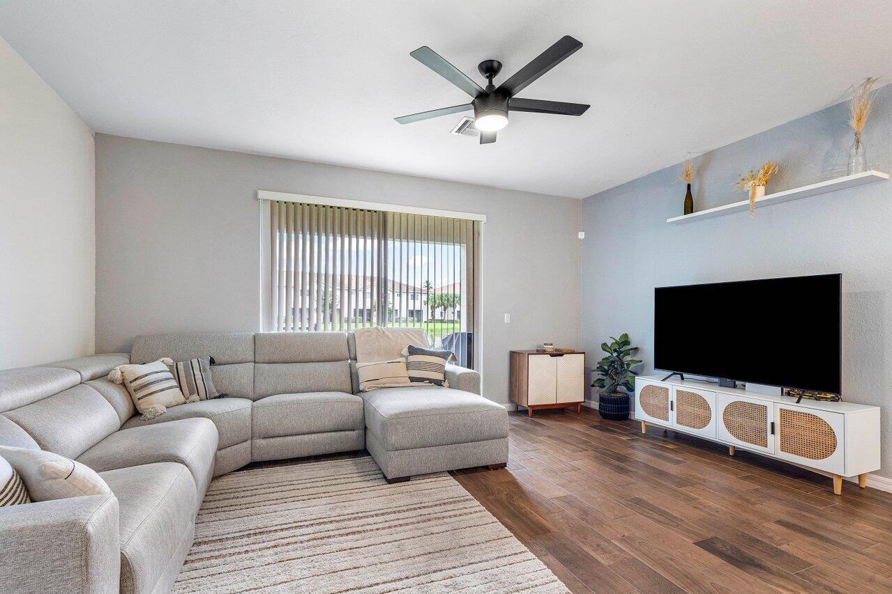 1184 Paisley Court