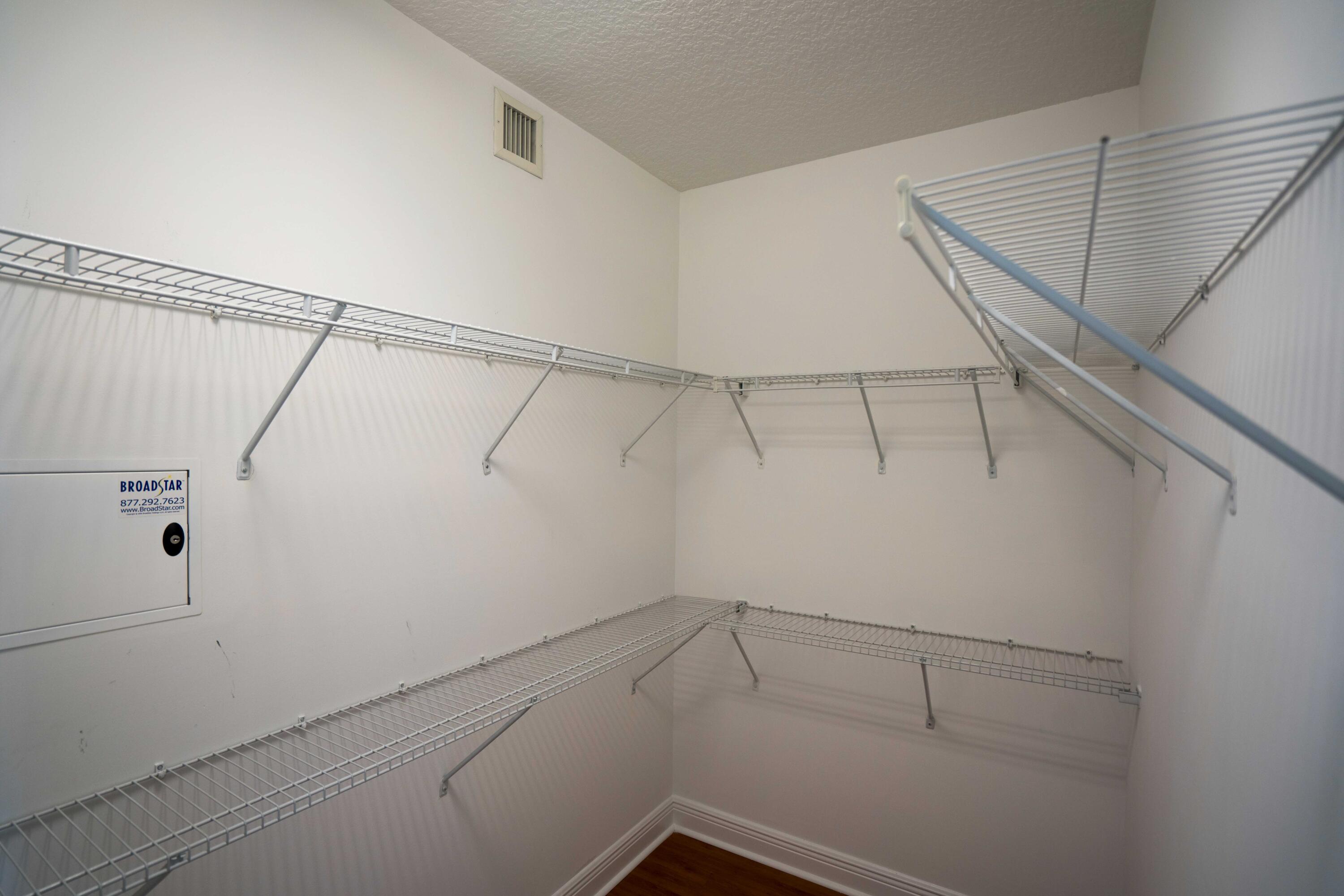 610 Clematis Street 528