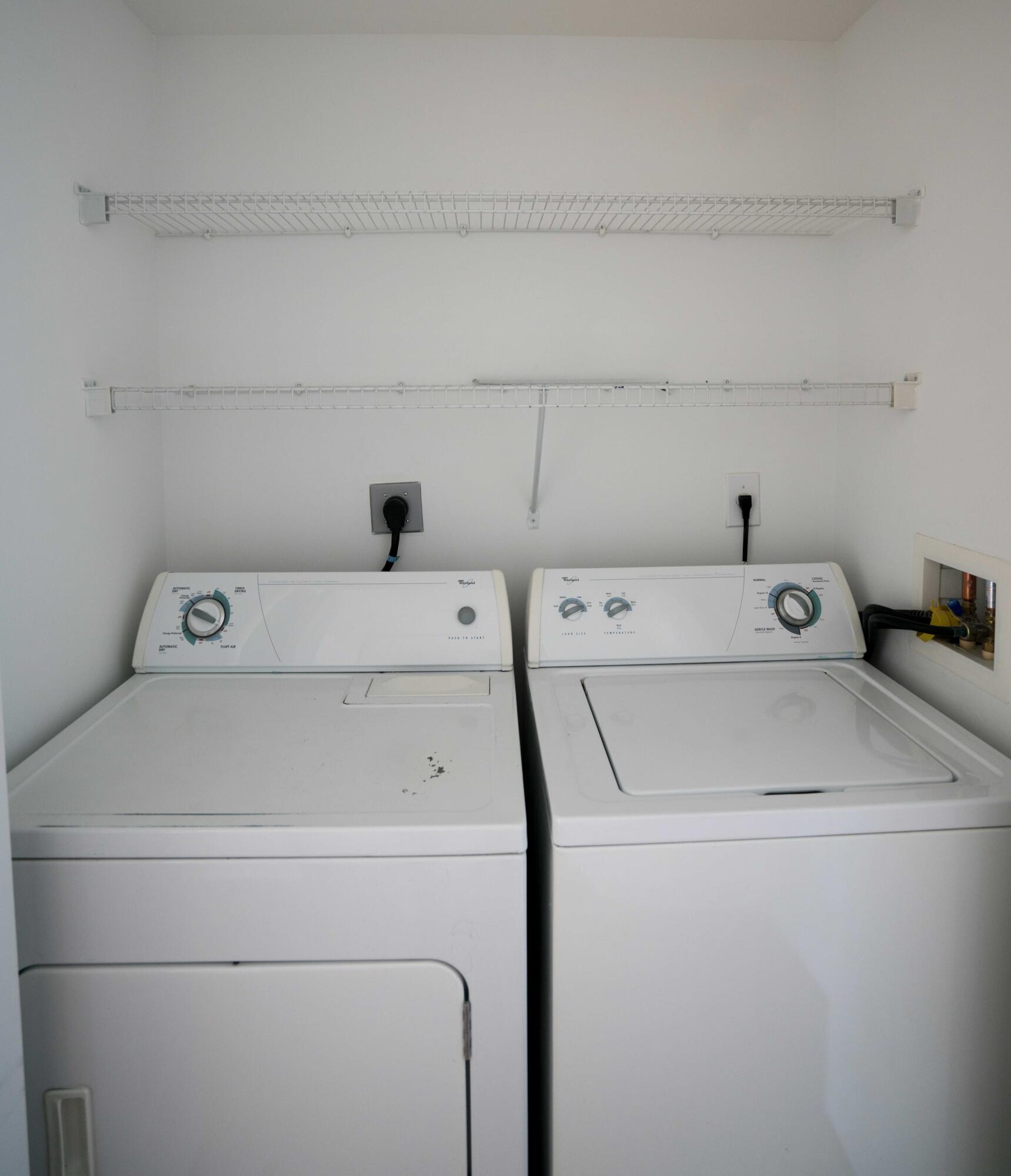 610 Clematis Street 528