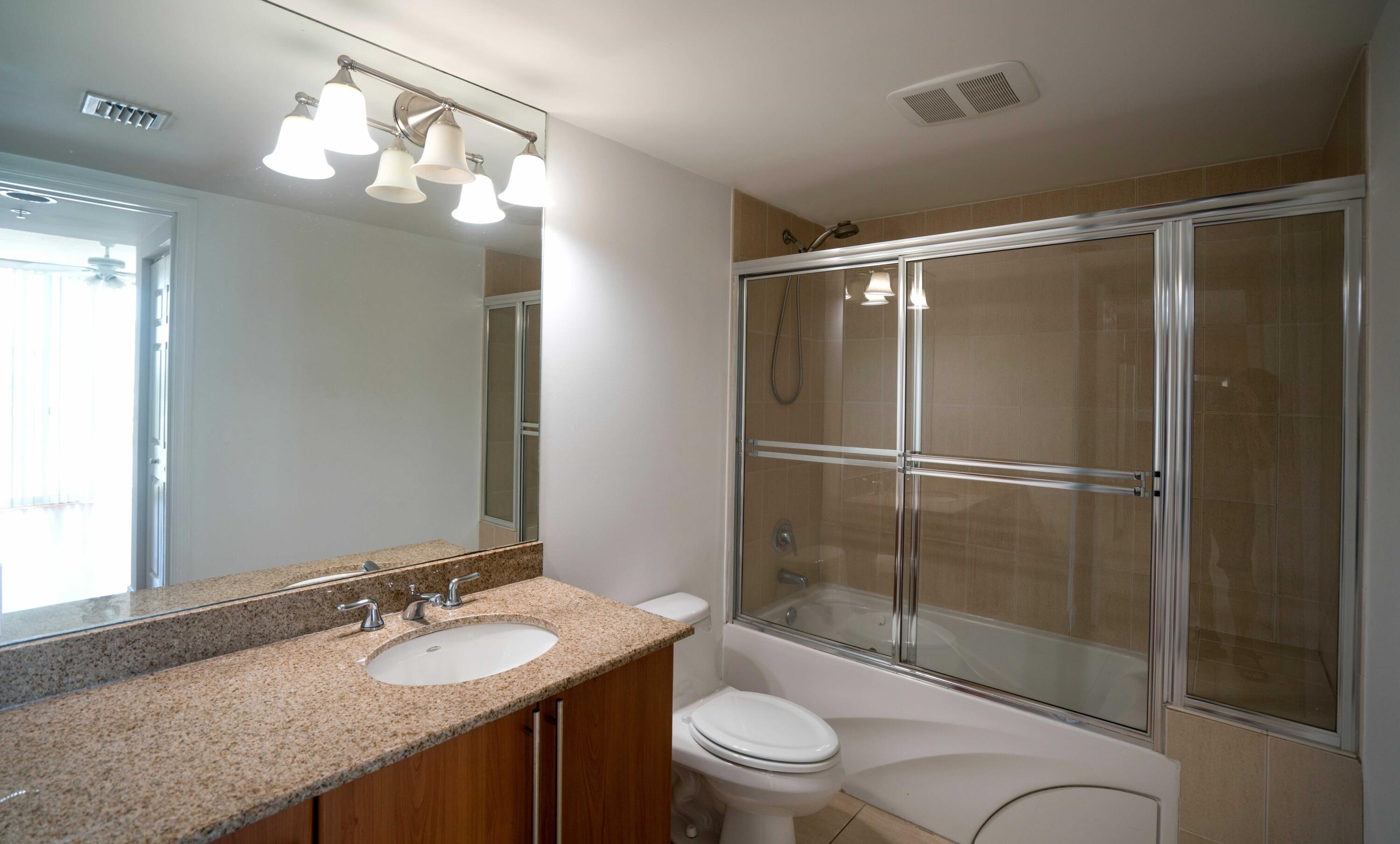 610 Clematis Street 528