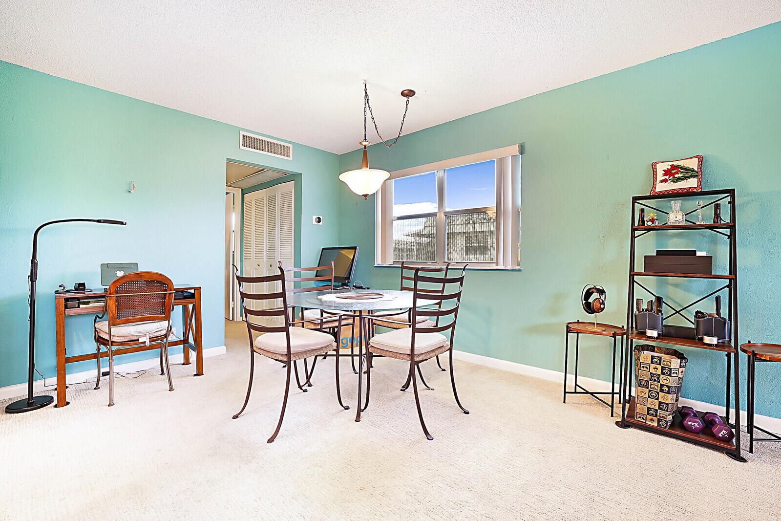 222 Flanders Drive E