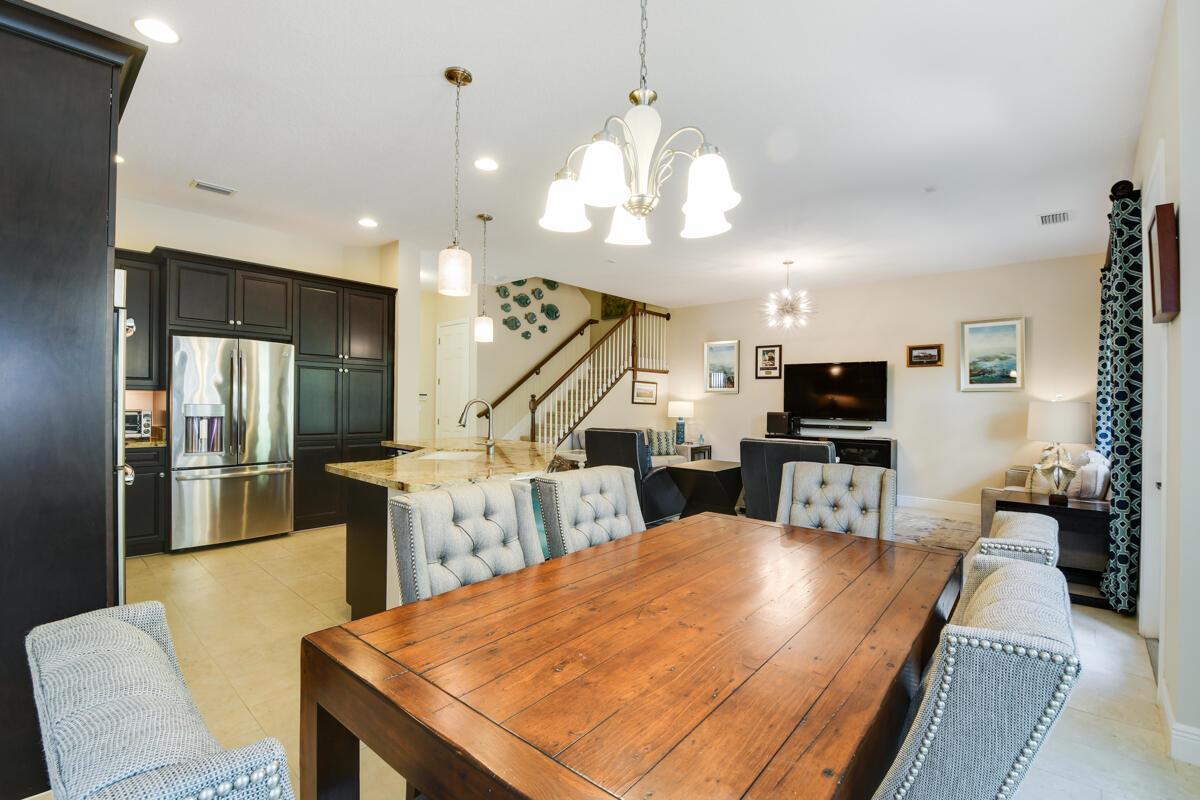 7135 Kensington Court