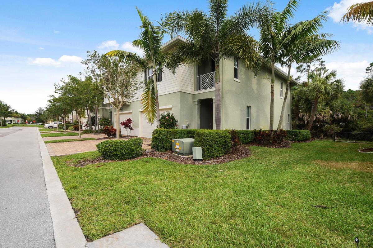 7135 Kensington Court