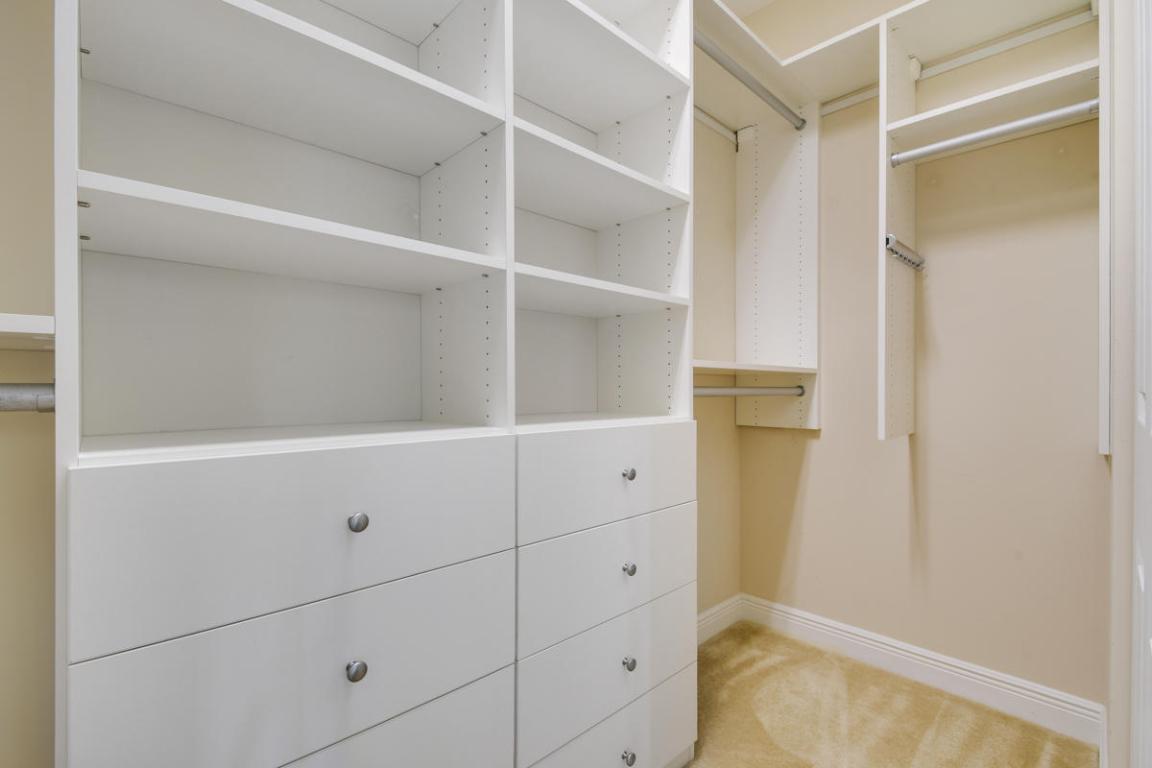 7135 Kensington Court