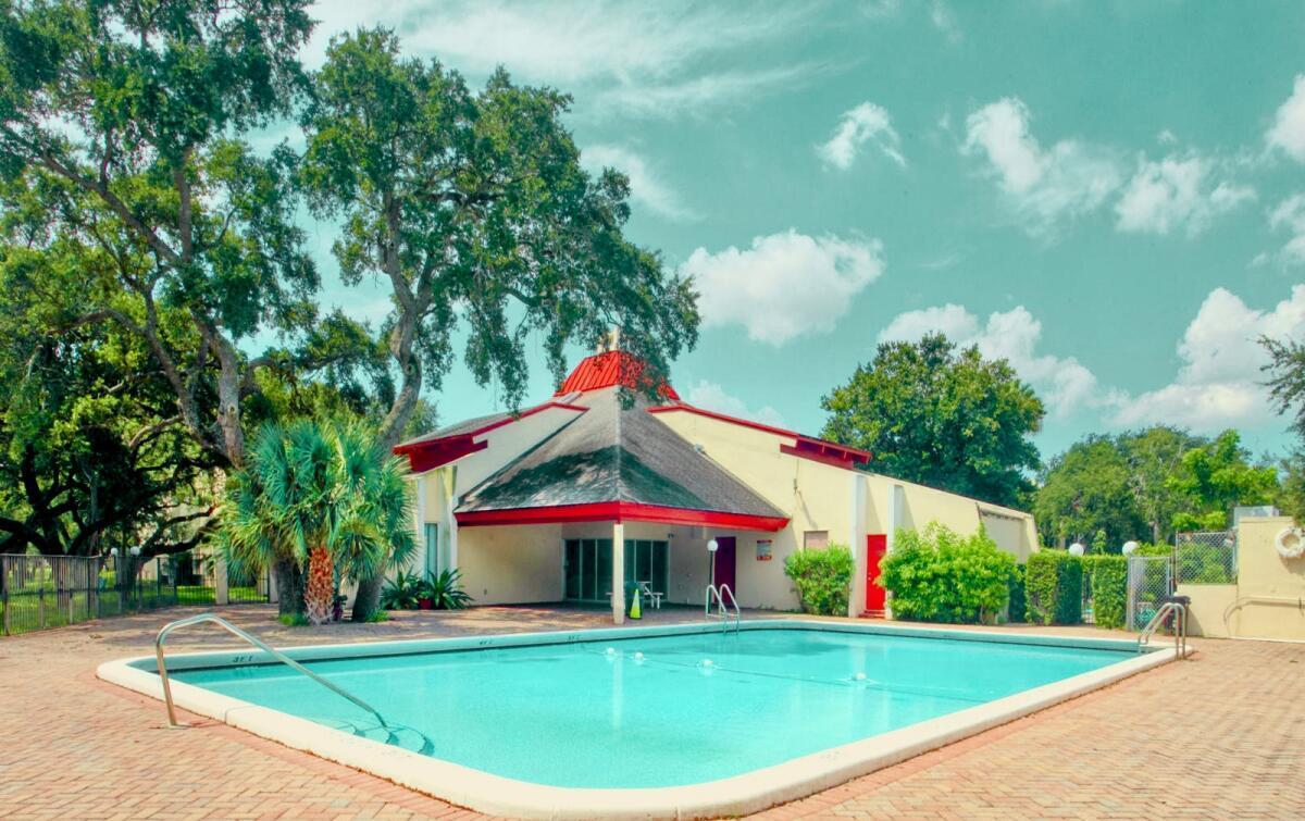 616 NW 13th Street 13
