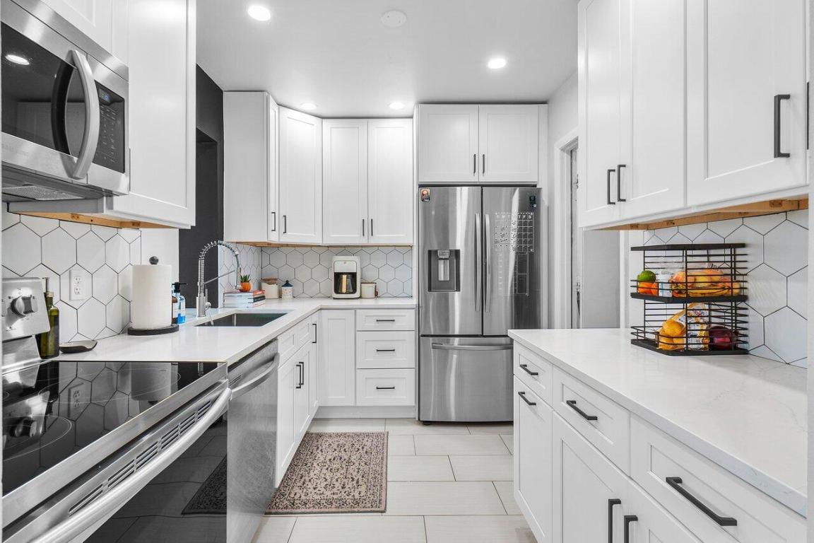 4180 Pine Aire Drive