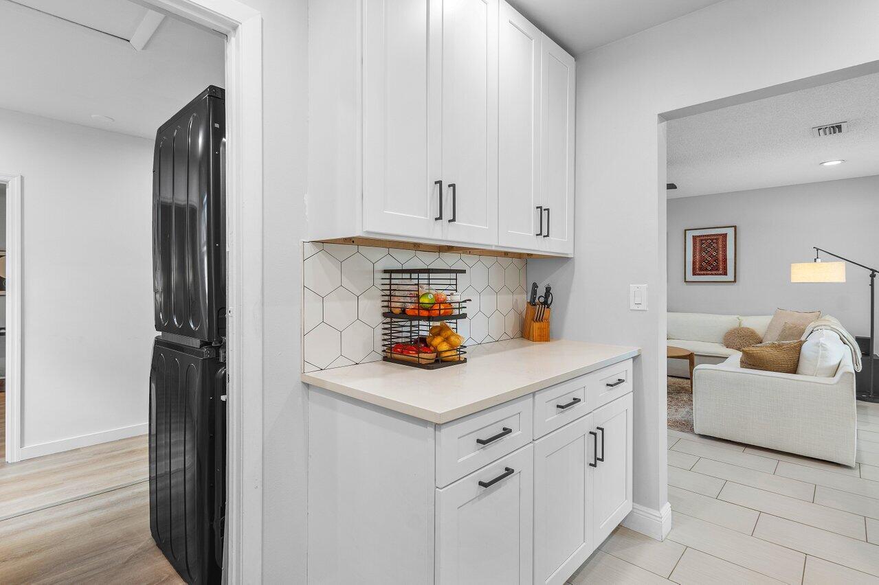 4180 Pine Aire Drive